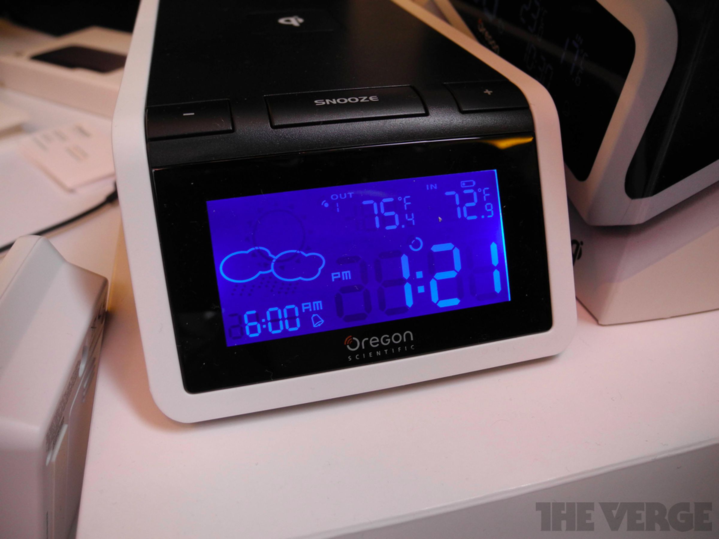 Oregon Scientific Time and Wireless Charging Station+, ATCMini camera, and more (hands-on pictures)