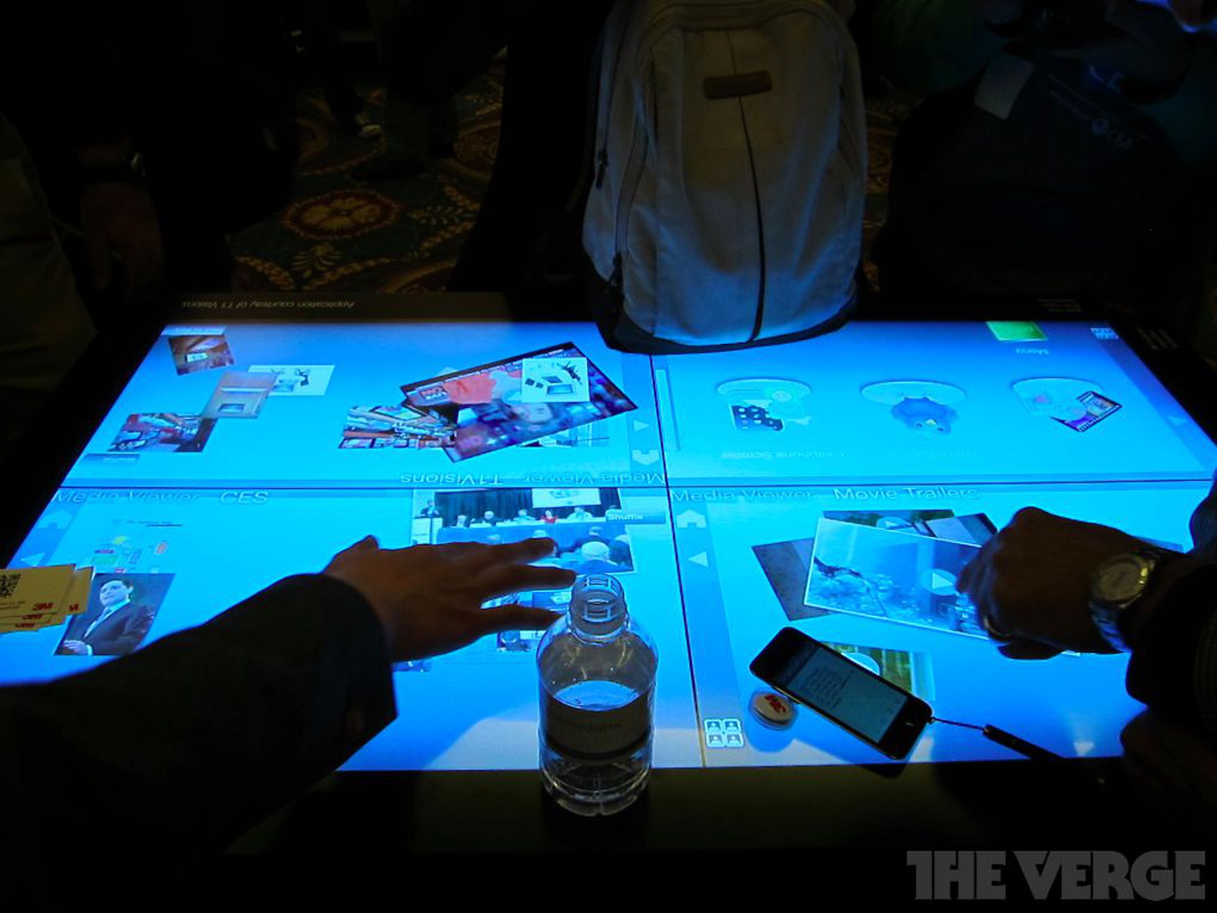 3M 46-inch multitouch table hands-on pictures