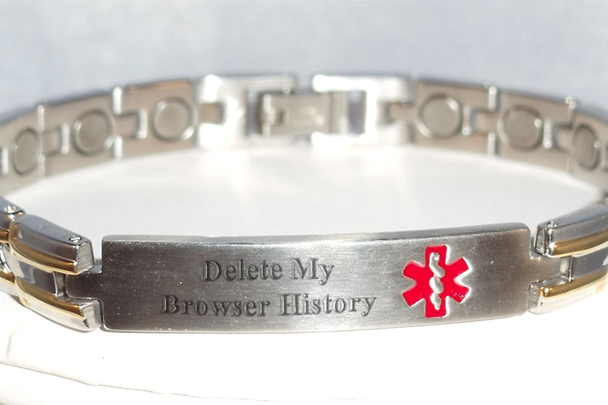 medical browser bracelet
