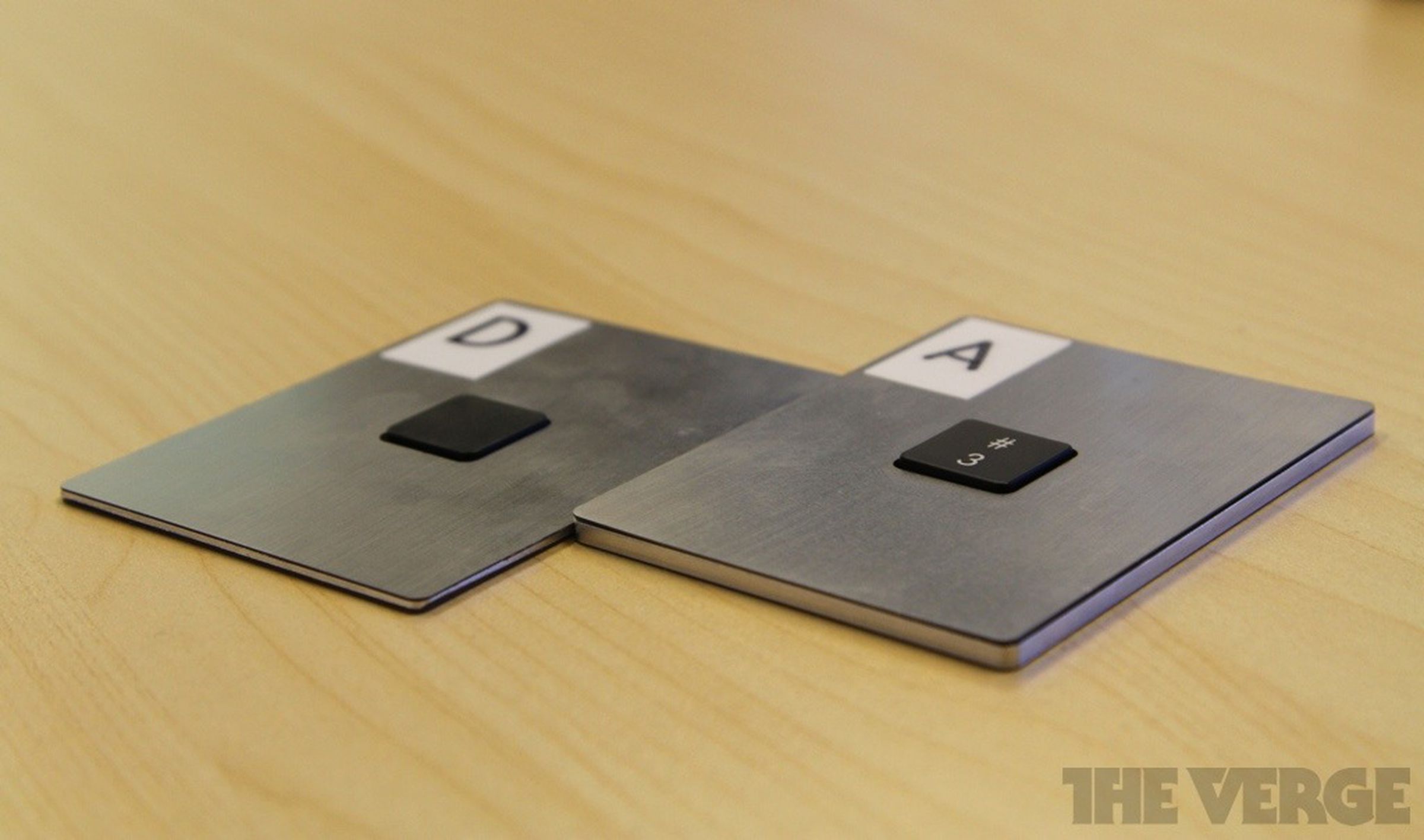 Synaptics ThinTouch hands-on pictures