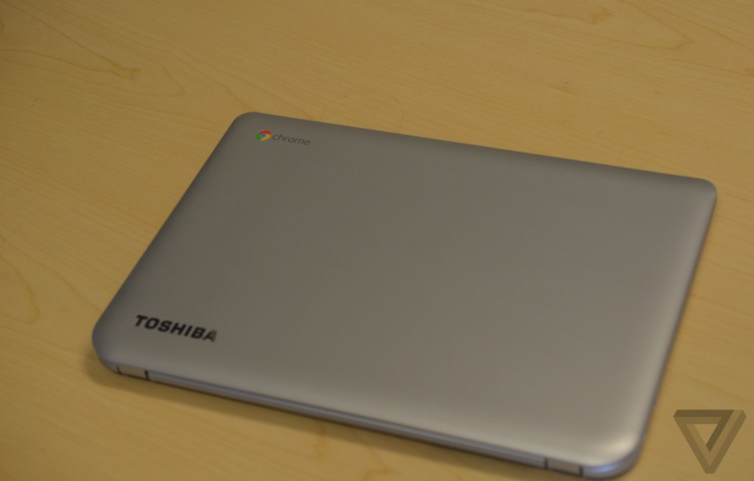 Toshiba Chromebook hands-on pictures