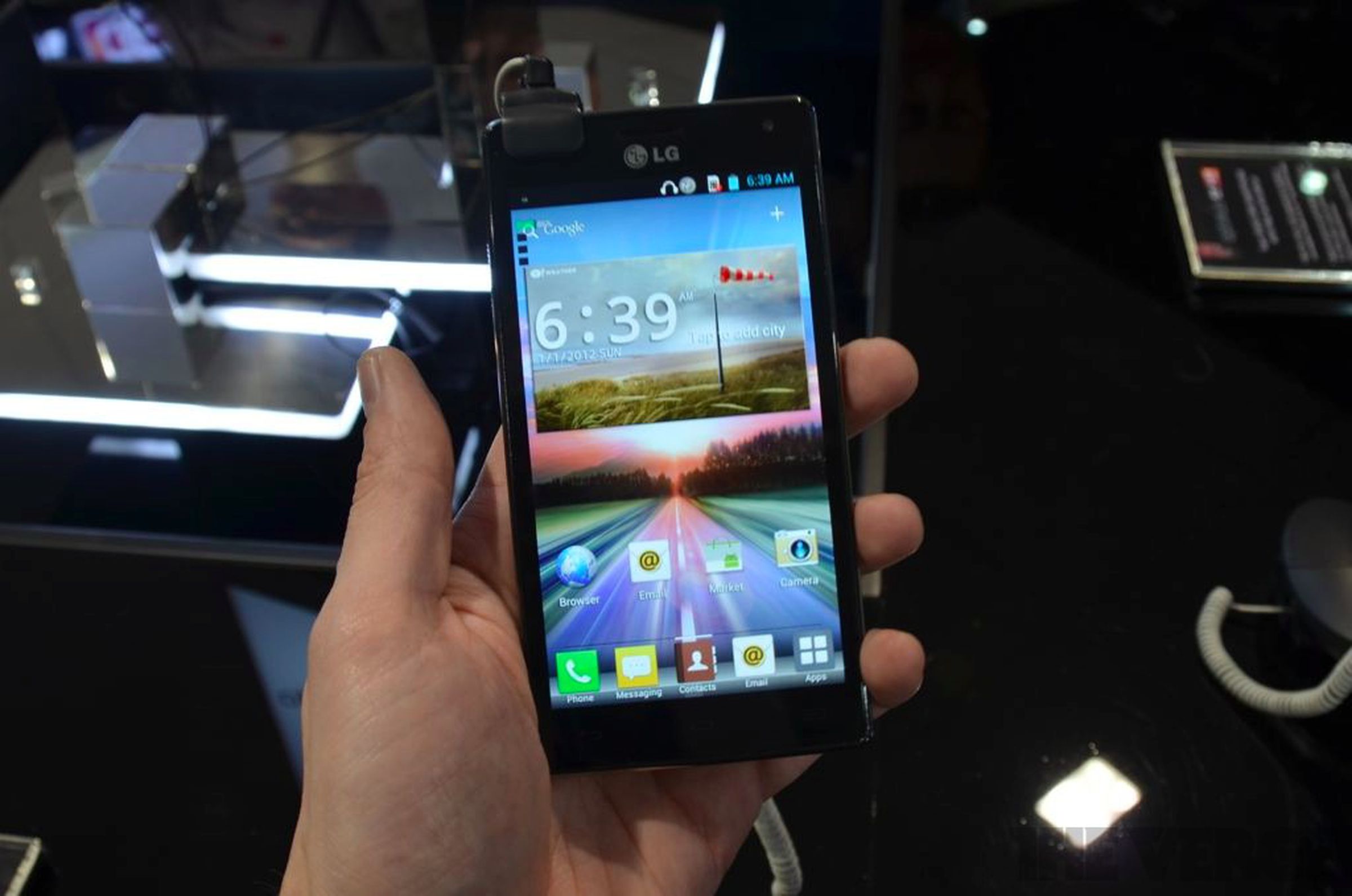 LG Optimus 4X HD Hands On Pictures