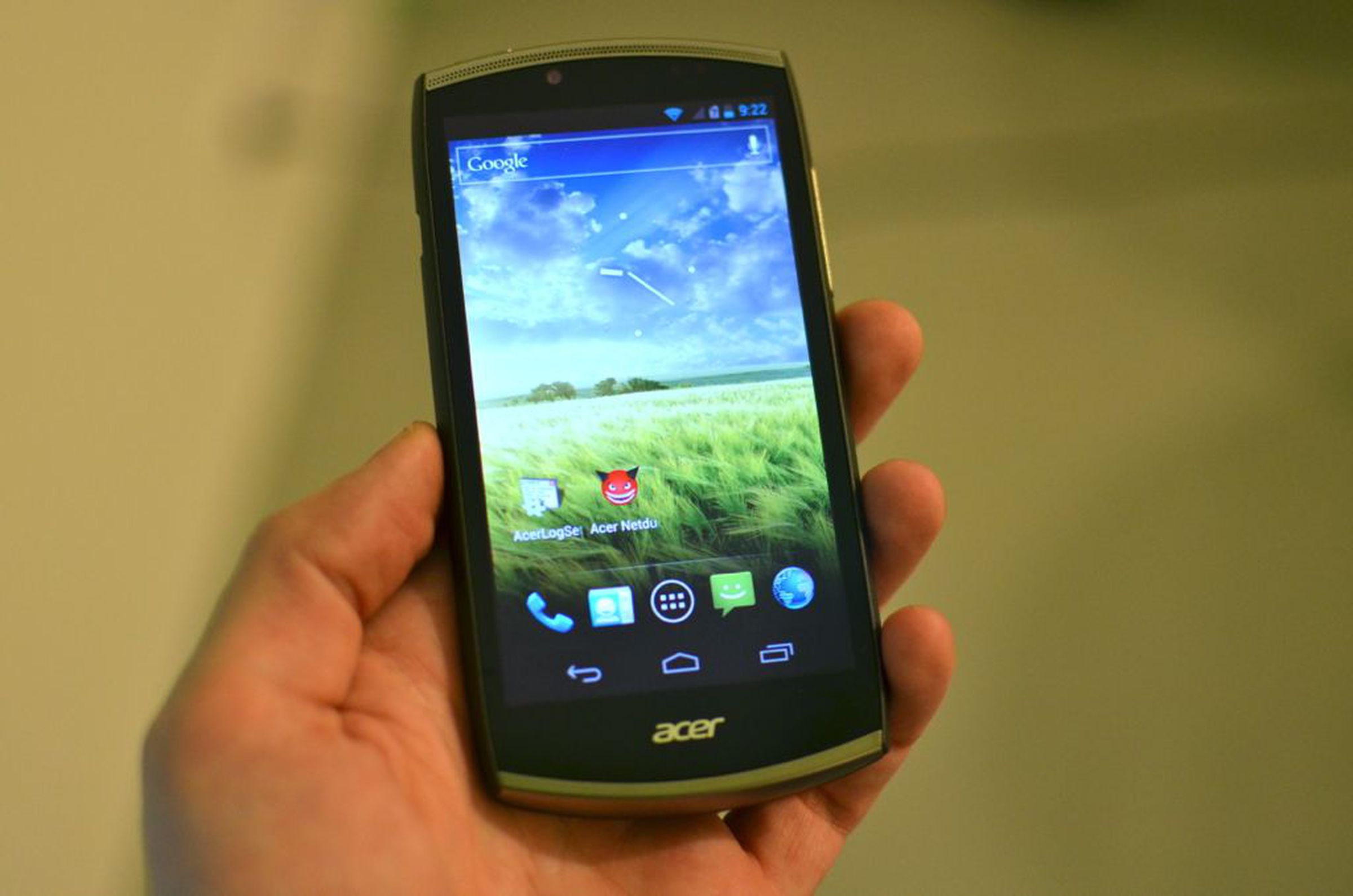 Acer CloudMobile hands-on photos