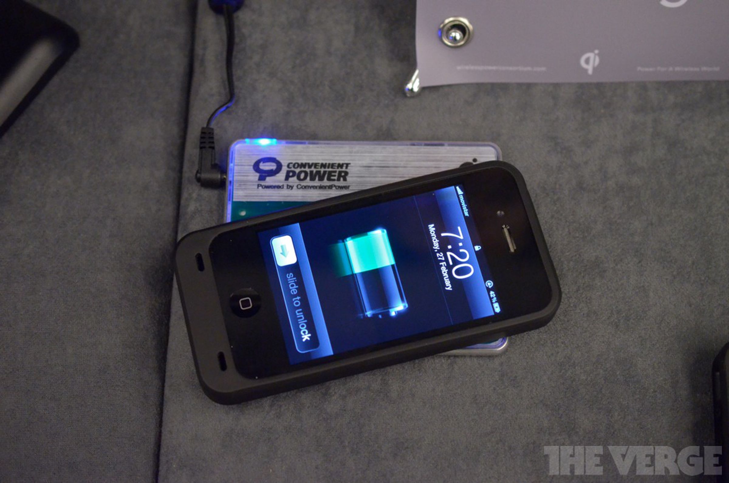 Qi wireless charging at Mobile World Congress 2012