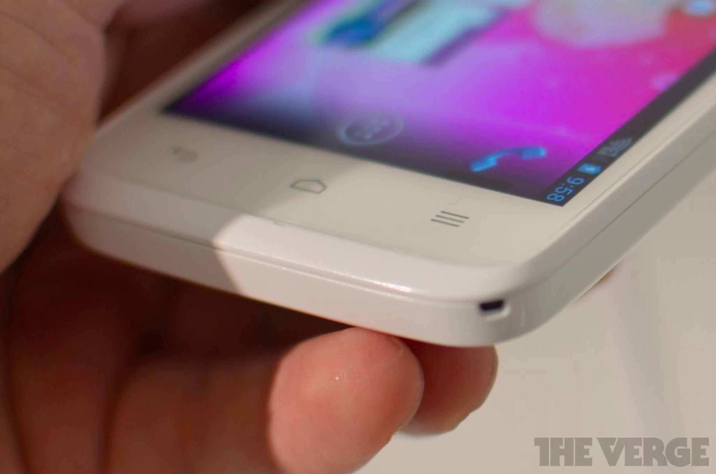 Huawei Ascend D LTE hands-on pictures