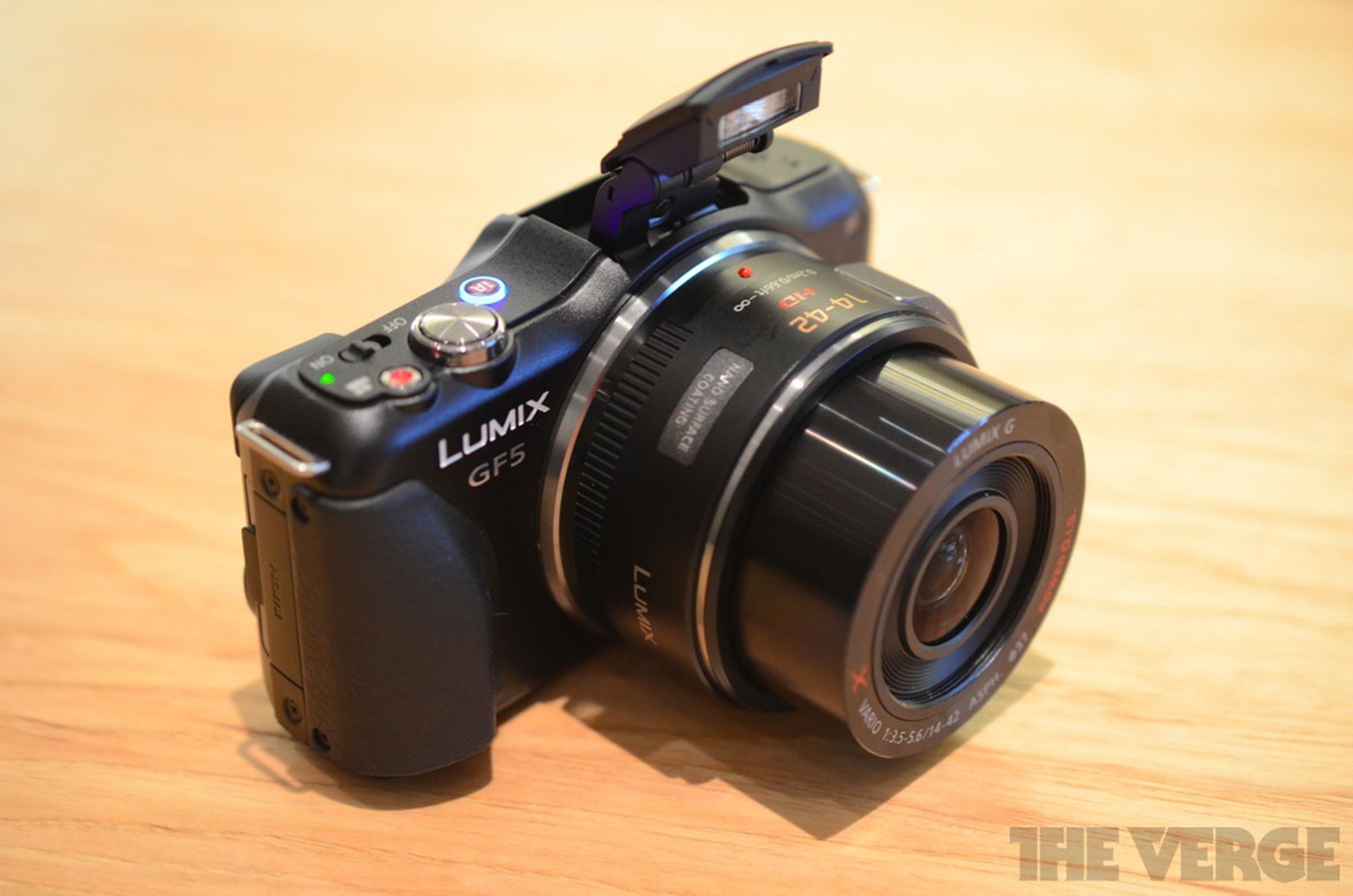Panasonic Lumix DMC-GF5 hands-on pictures