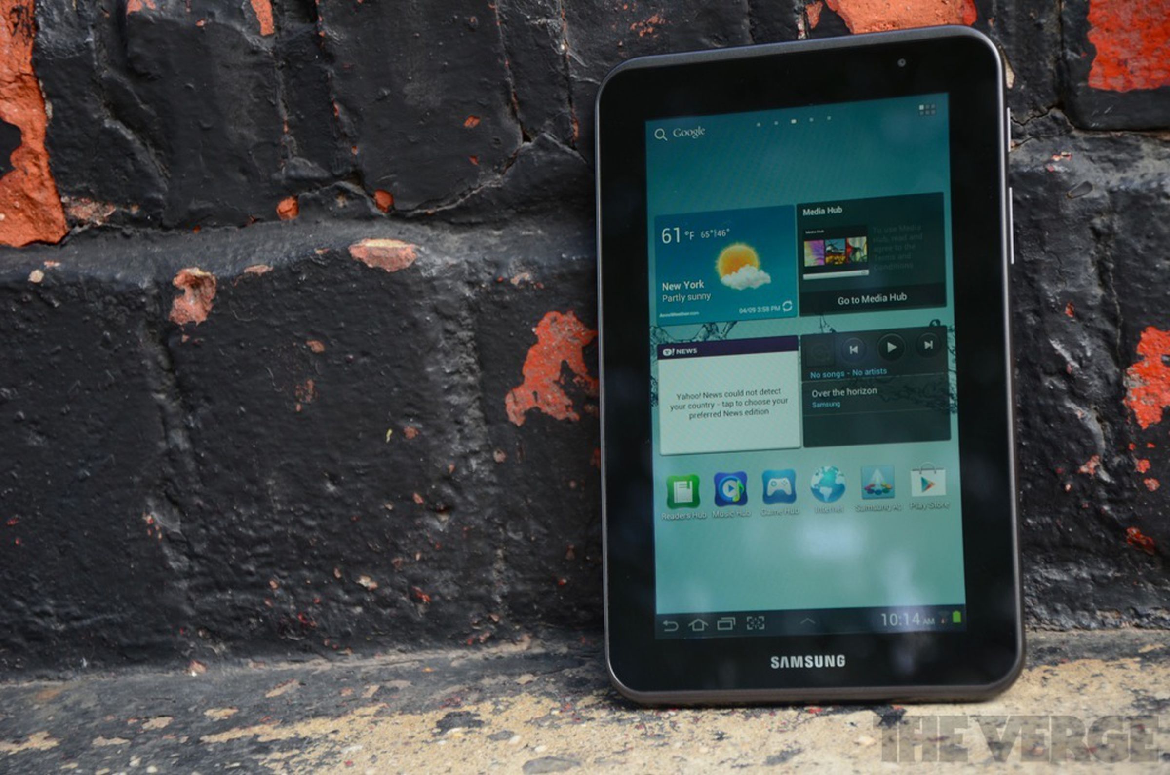 Samsung Galaxy Tab 2 7.0 review pictures