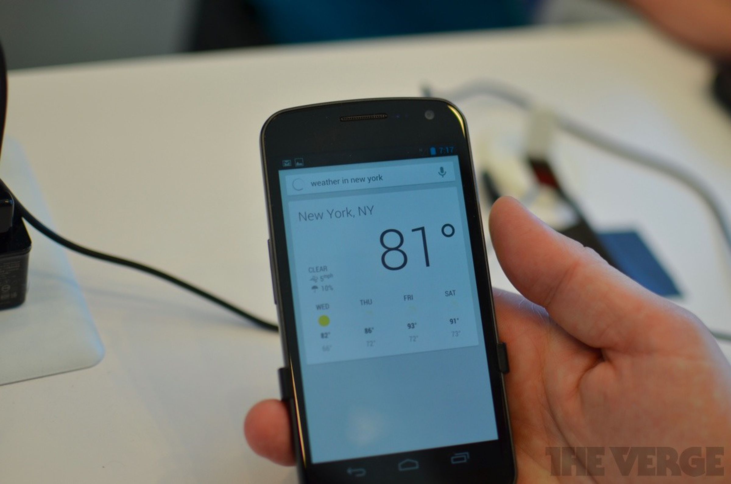 Android 4.1 Jelly Bean hands-on pictures