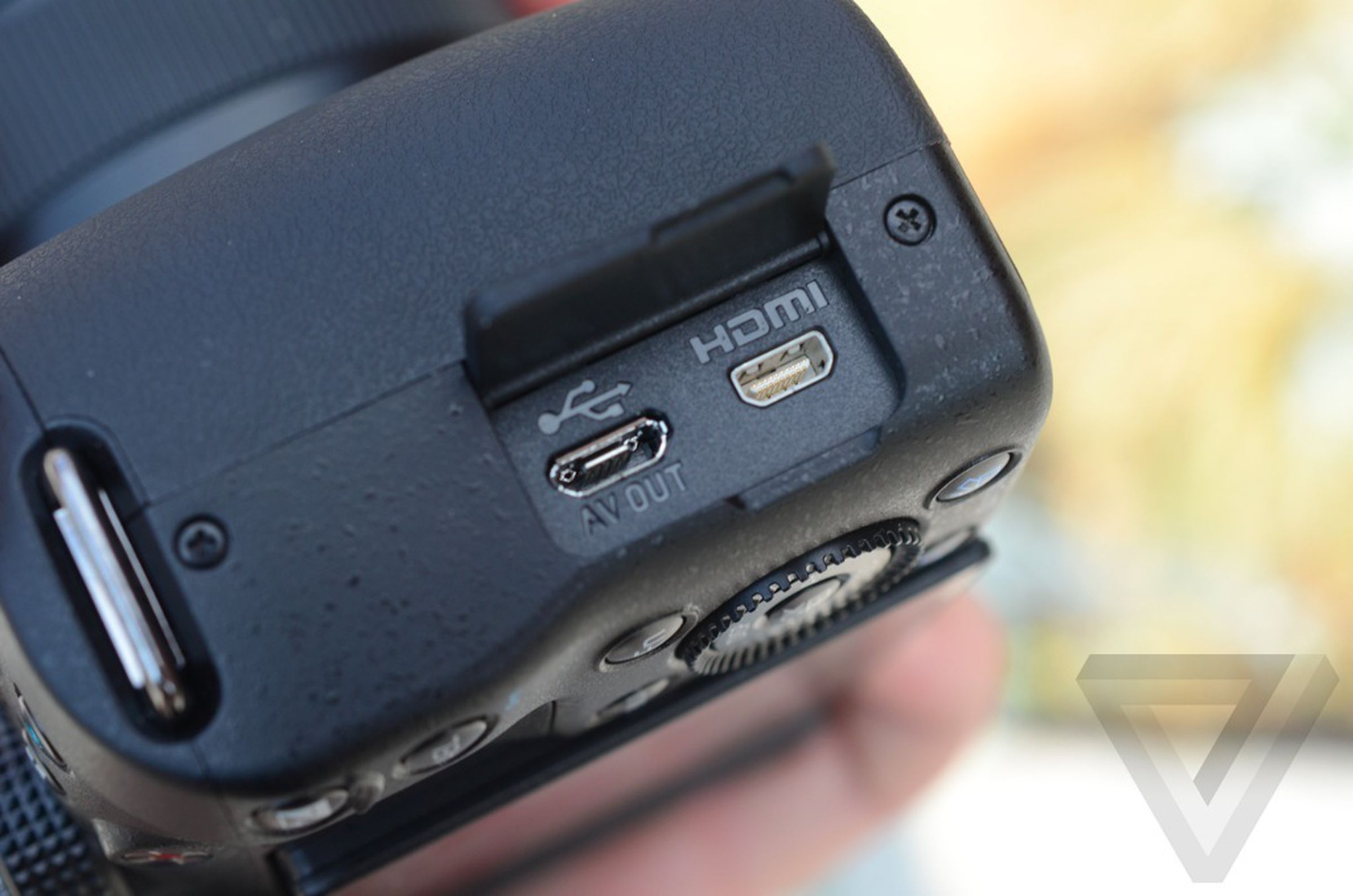 Samsung NX20 review pictures