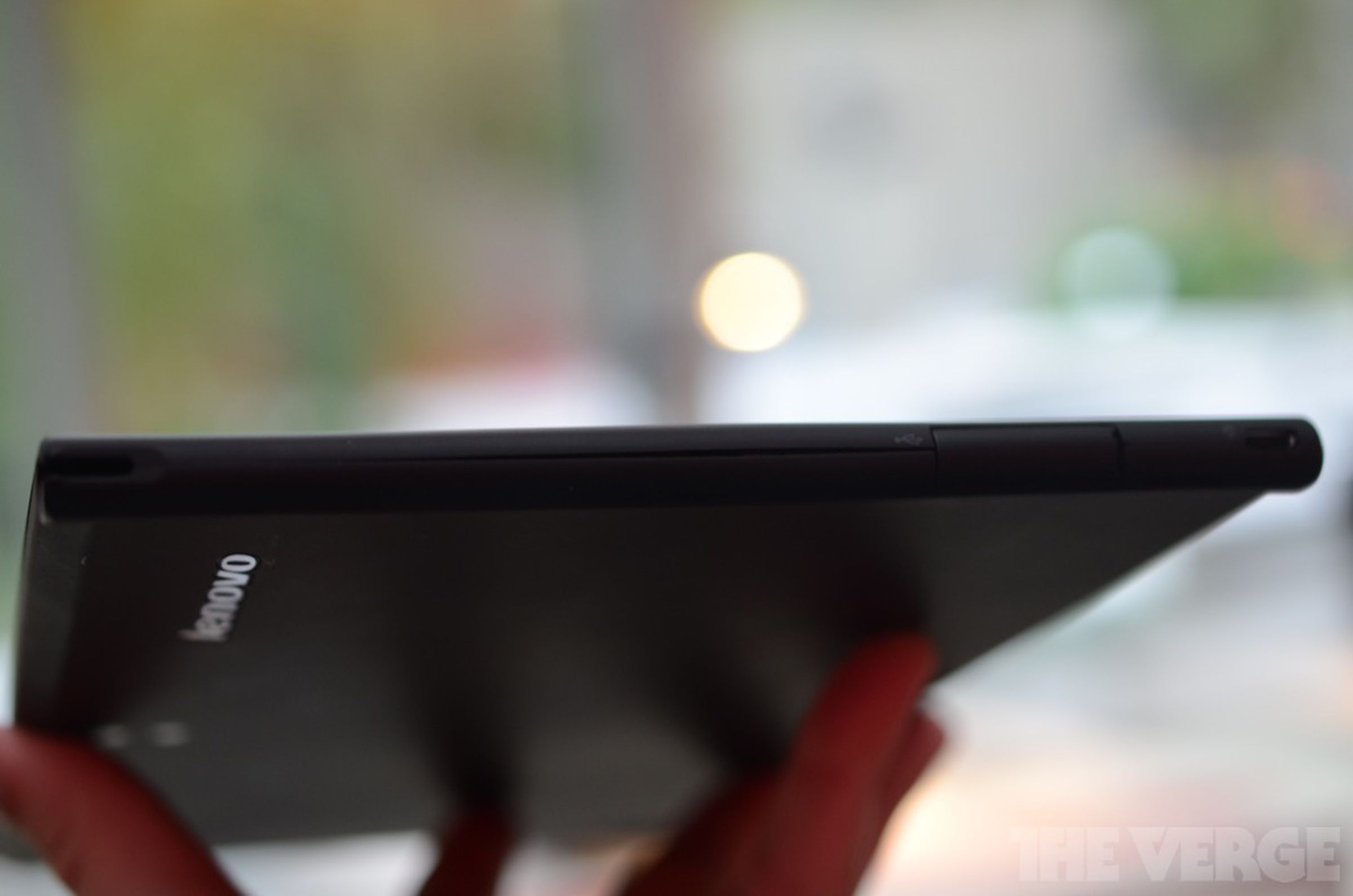 Lenovo ThinkPad Tablet 2 pictures