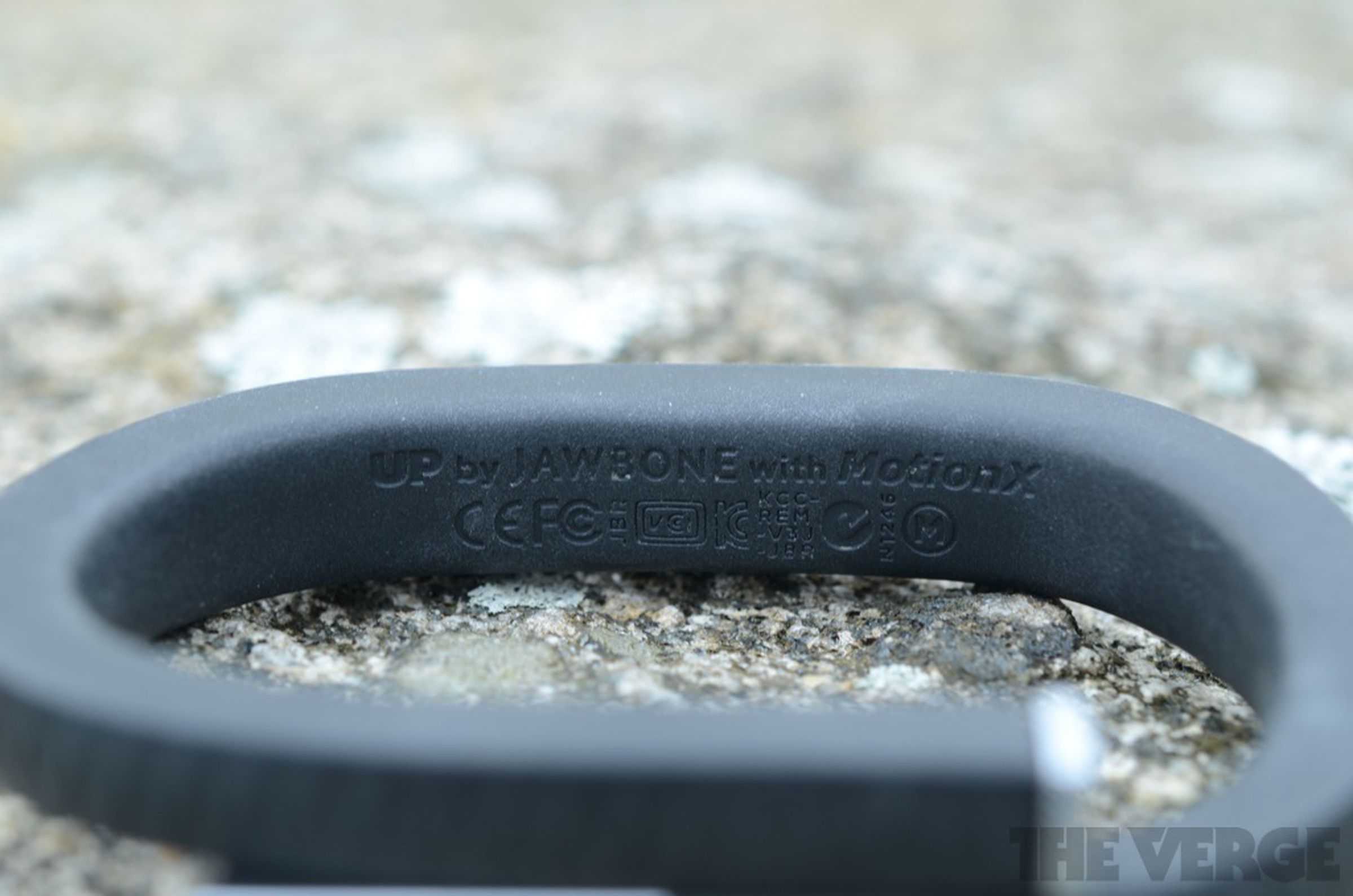 Jawbone Up hands-on pictures (2012)