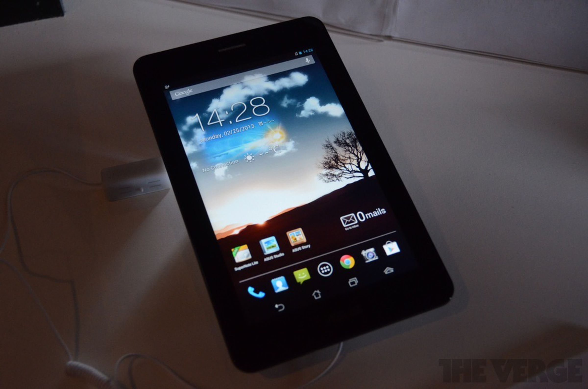 Asus Fonepad hands-on pictures