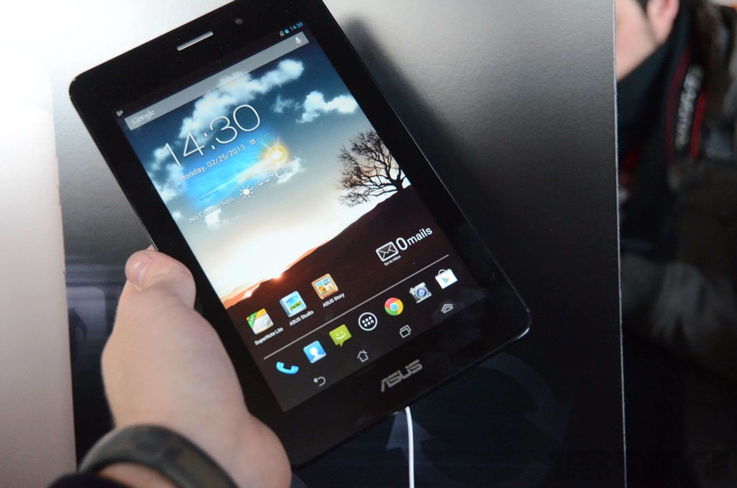 Asus Fonepad hands-on pictures