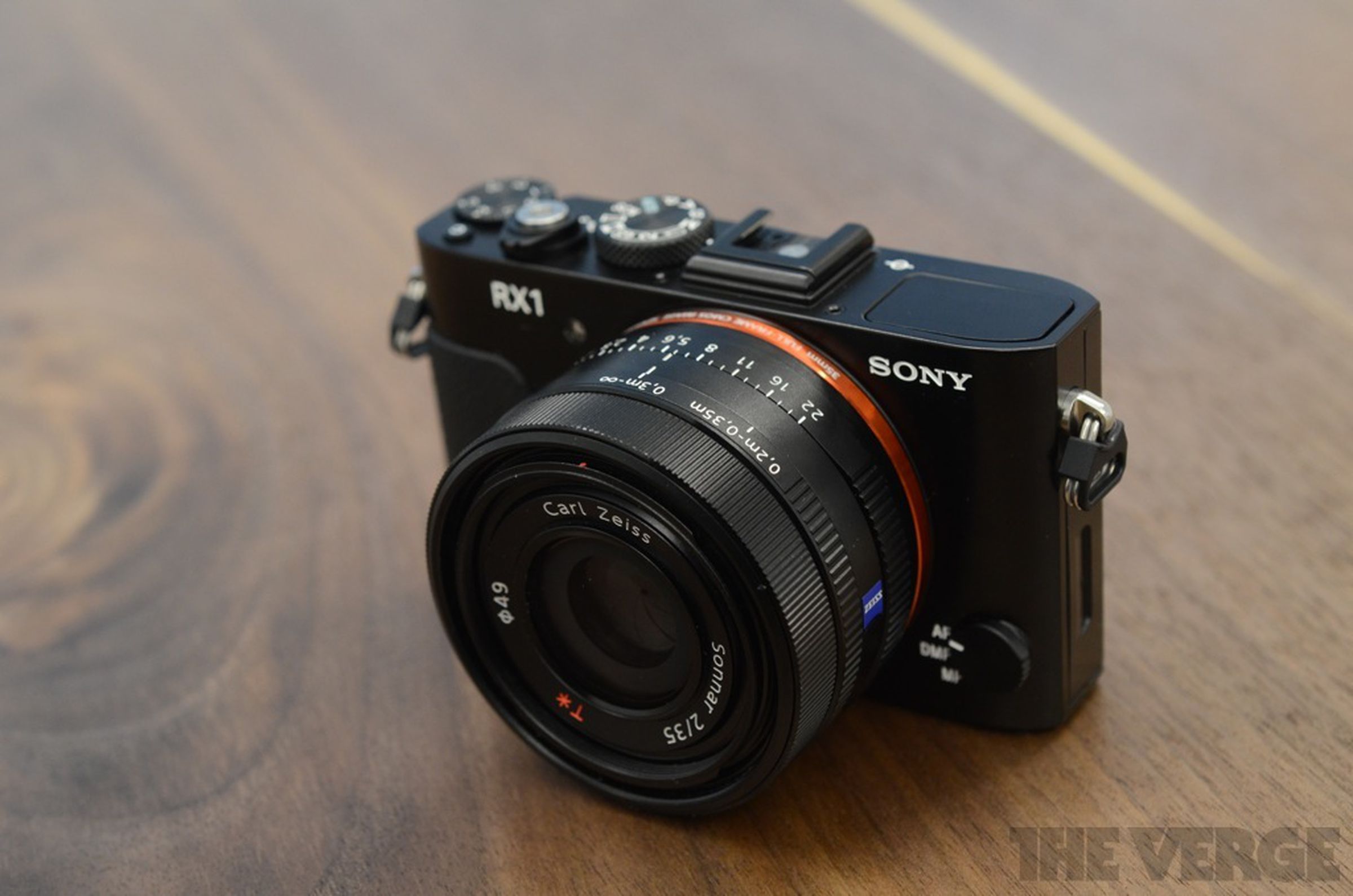 Sony Cyber-shot RX1 hands-on pictures