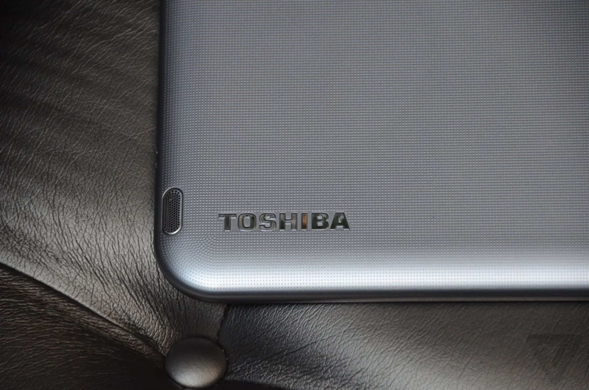 Toshiba Excite Pure, Pro, and Write pictures