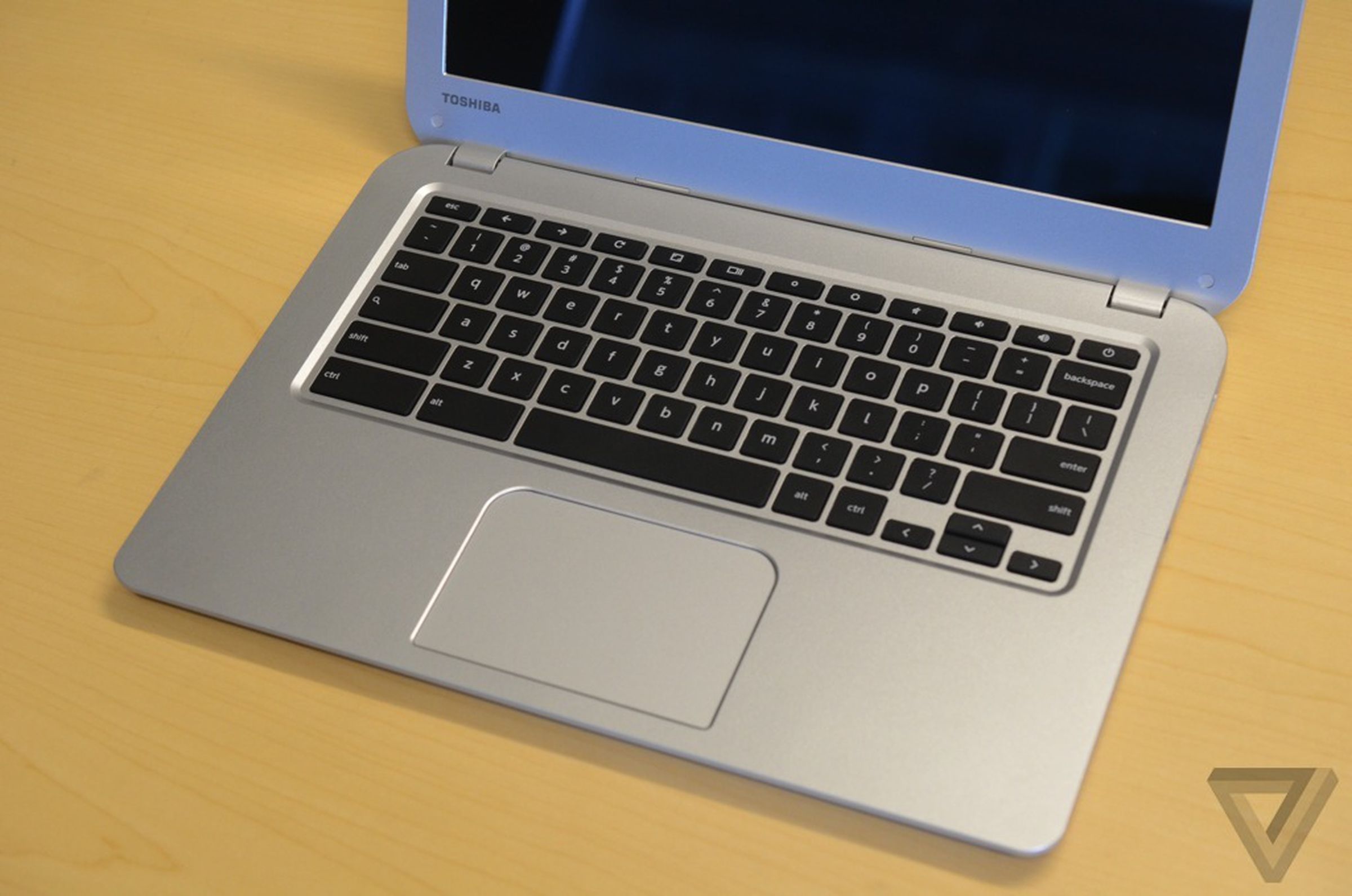 Toshiba Chromebook hands-on pictures