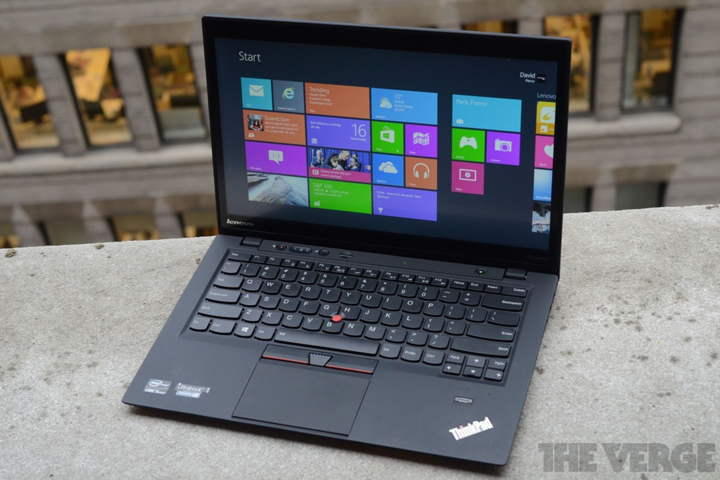 Lenovo ThinkPad X1 Carbon Touch hero (1024px)