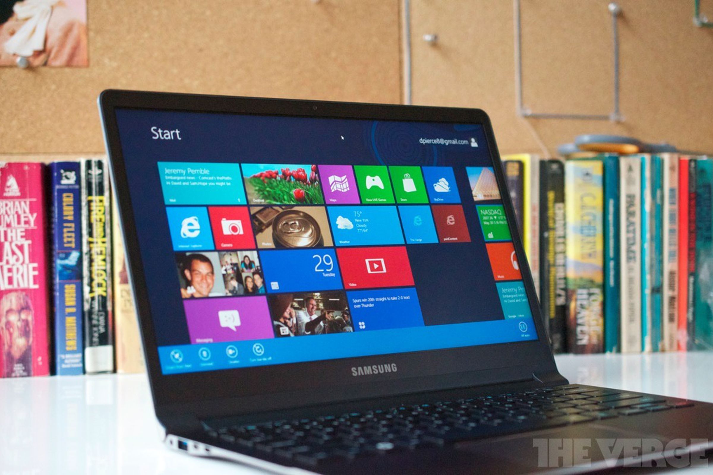 Samsung Series 9 Windows 8 Release Preview