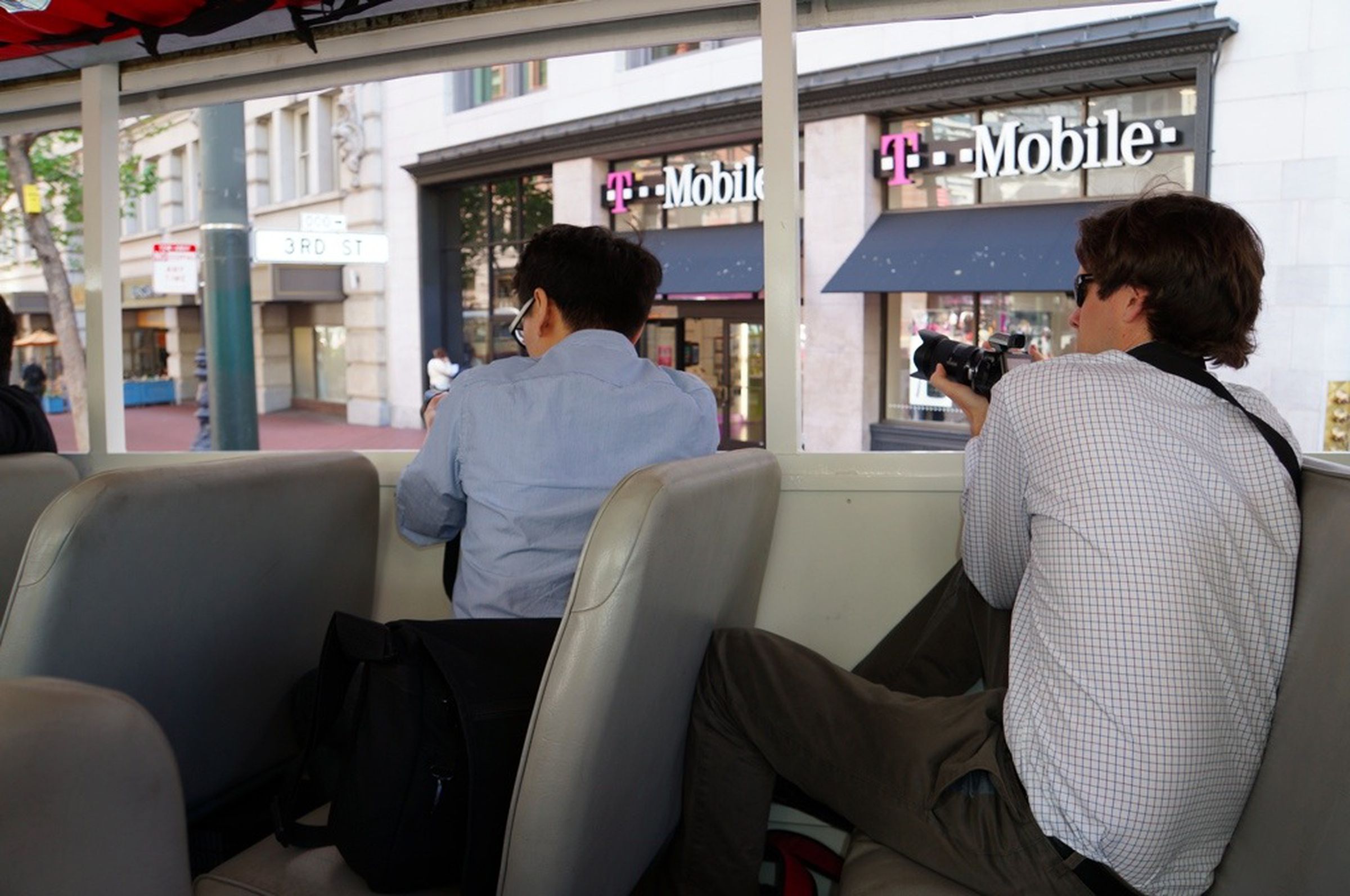 Sony NEX-F3 hands-on sample pictures
