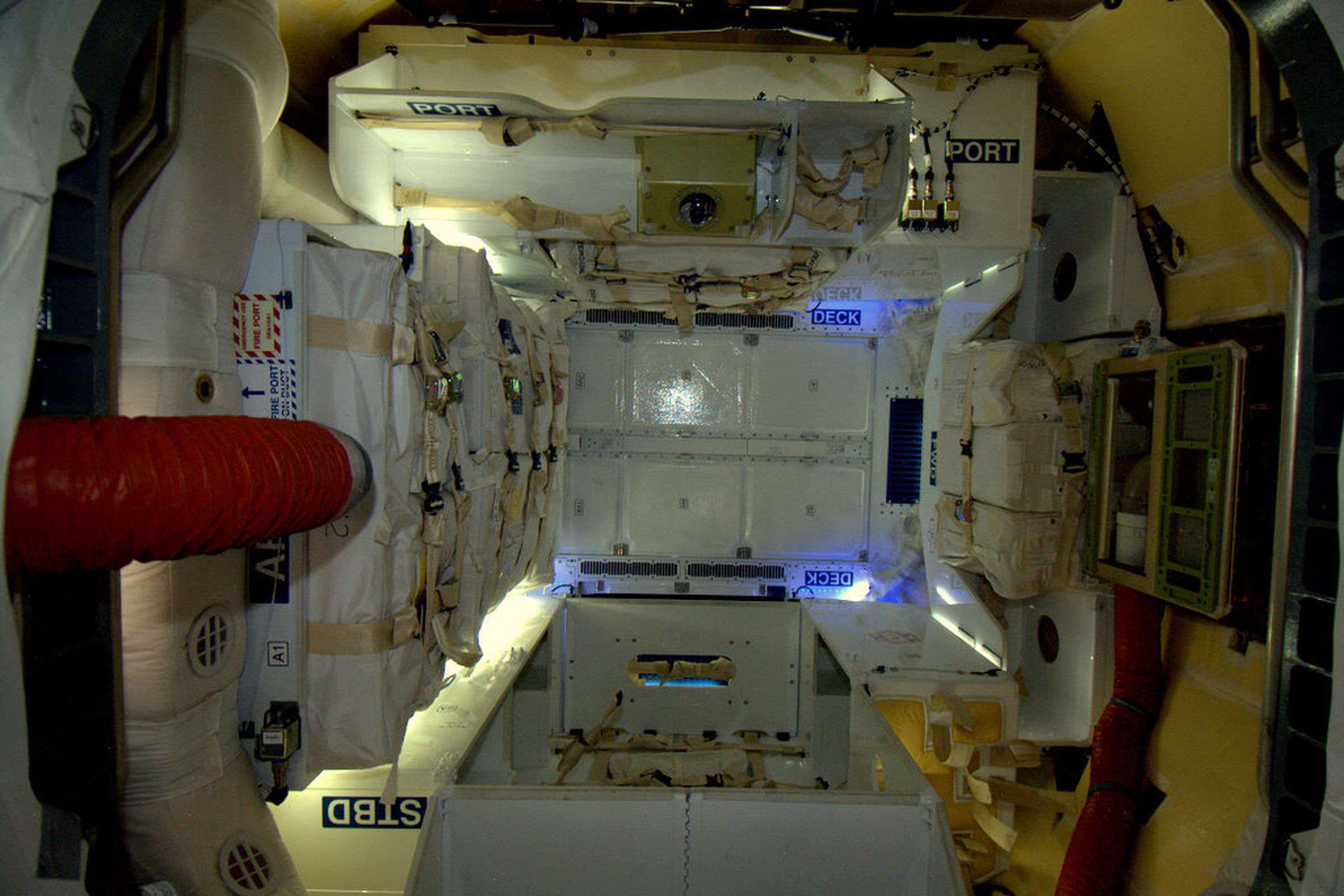 SpaceX Dragon ISS picture
