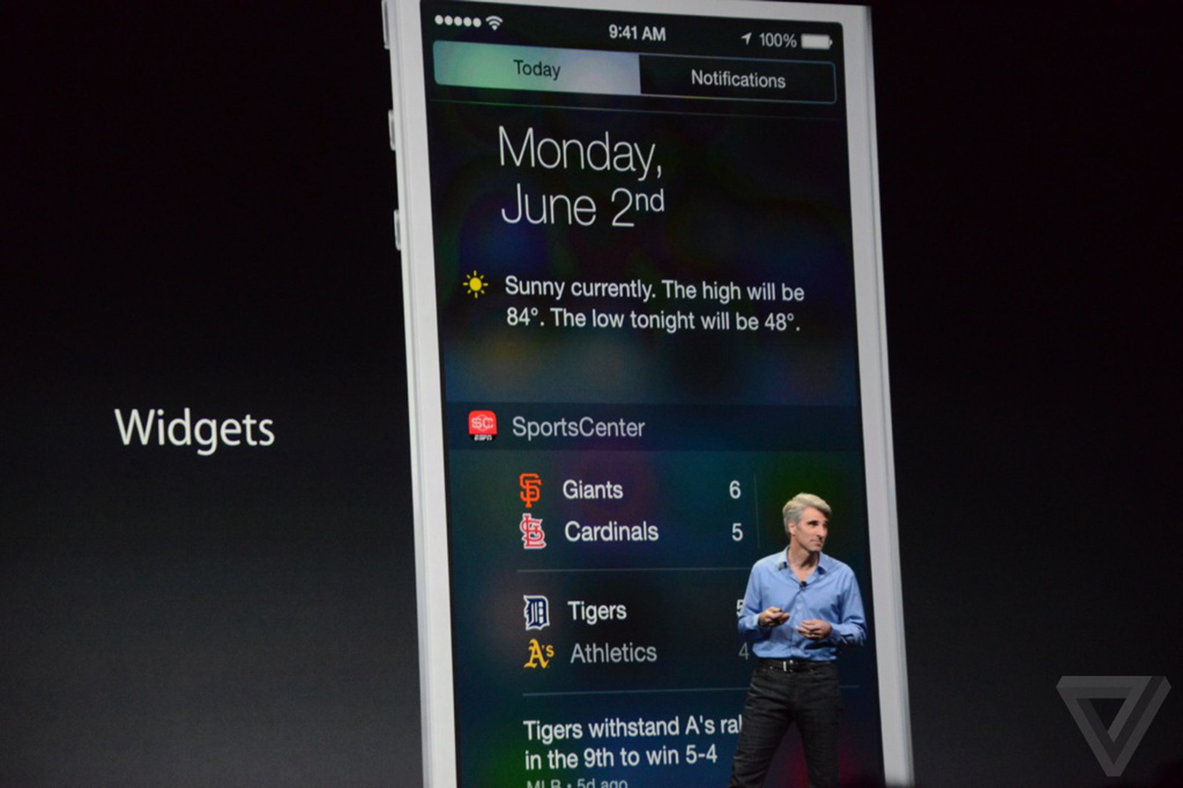Apple iOS 8 widgets photos