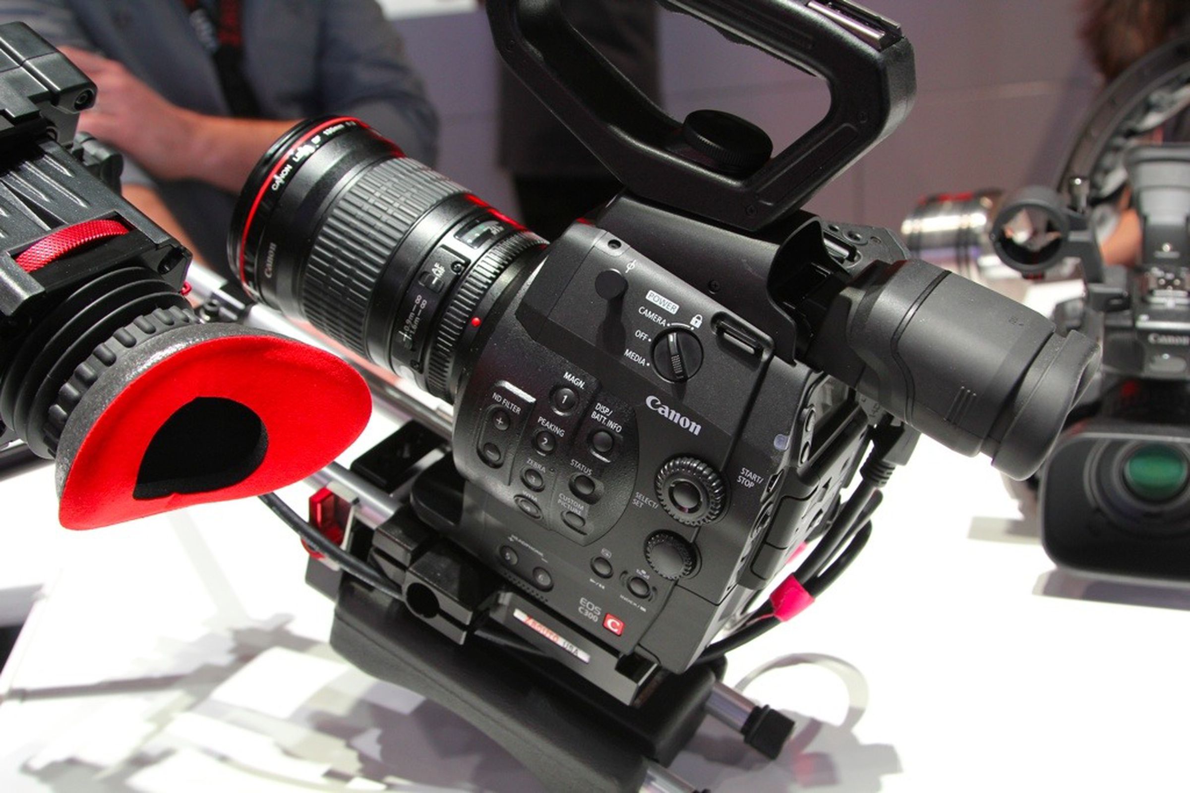 Canon Cinema EOS C300 vid