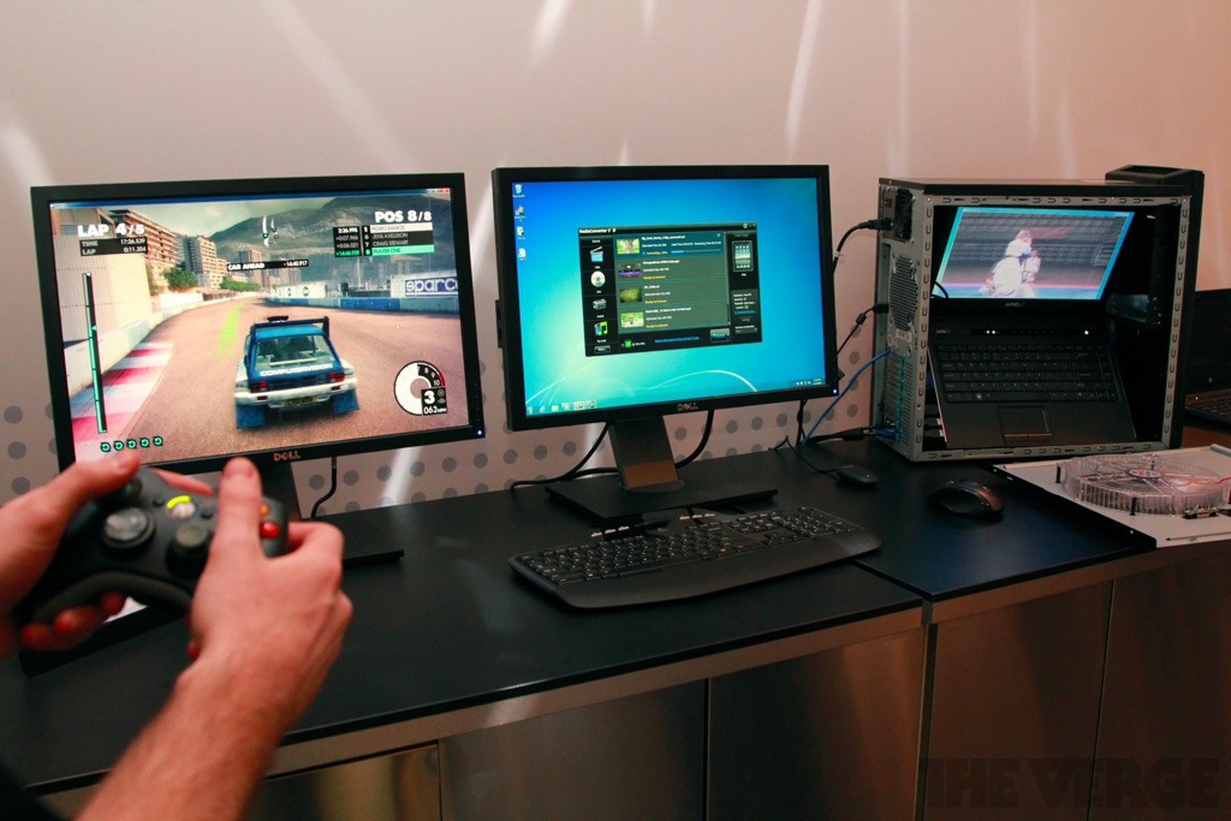 Gallery Photo: AMD Trinity laptop surprise hands-on pictures