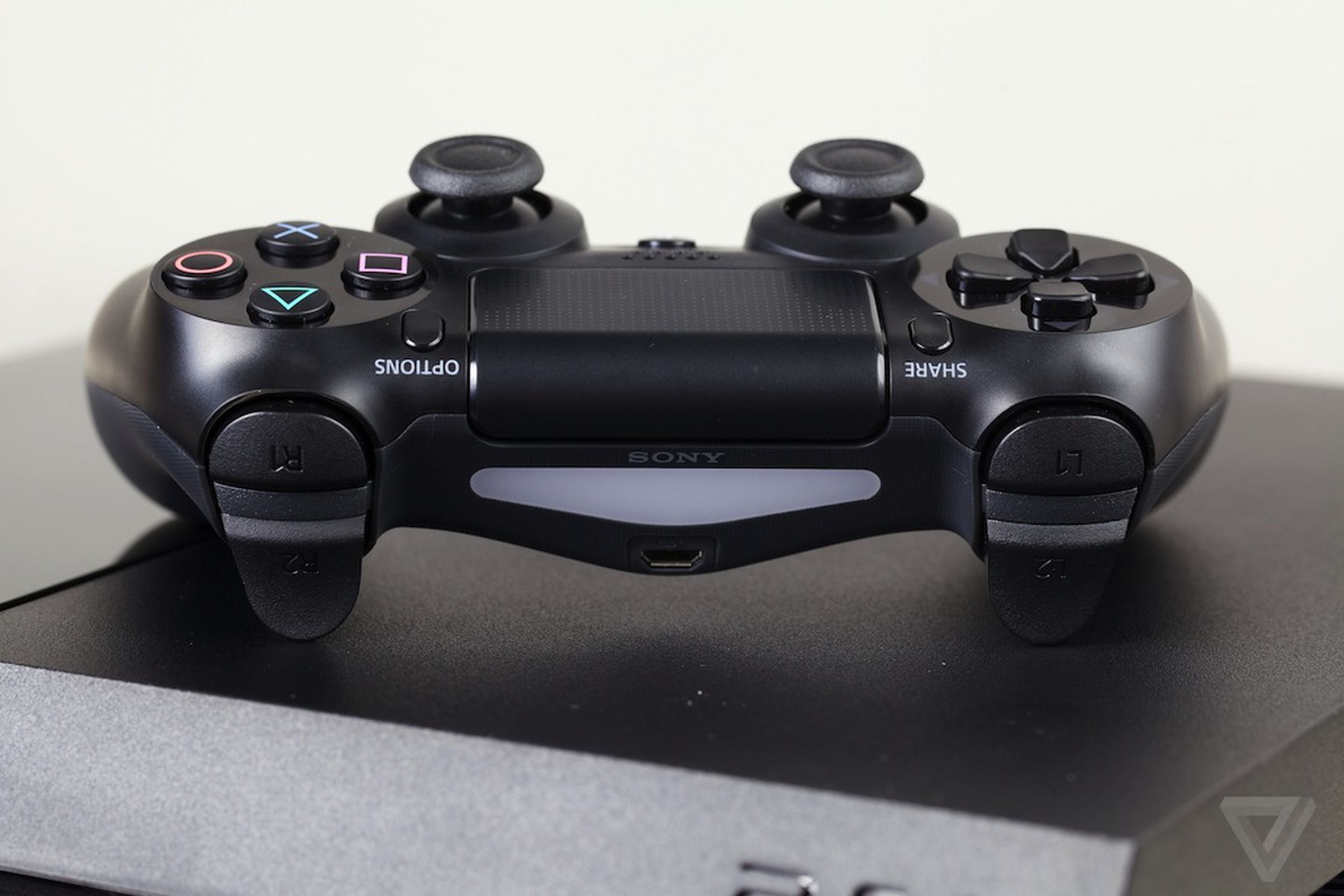 PlayStation 4 1024px