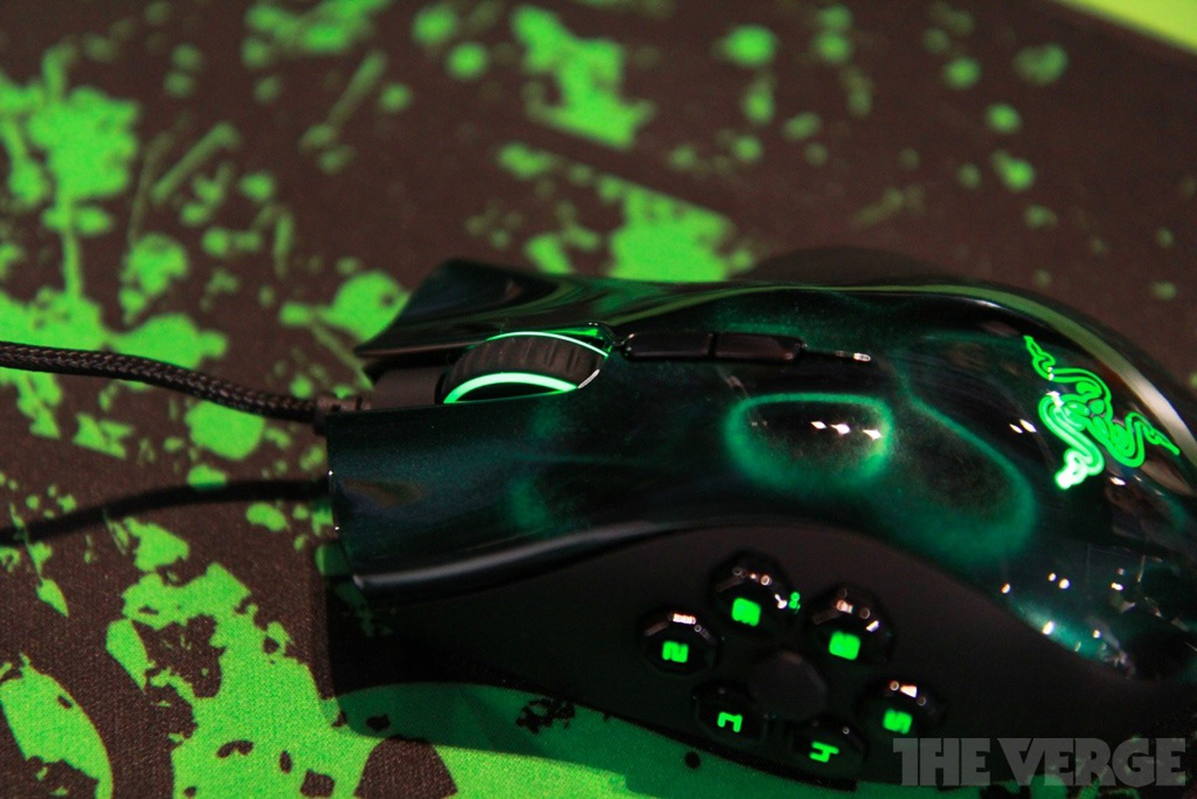 Razer Naga Hex gaming mouse hands-on pictures