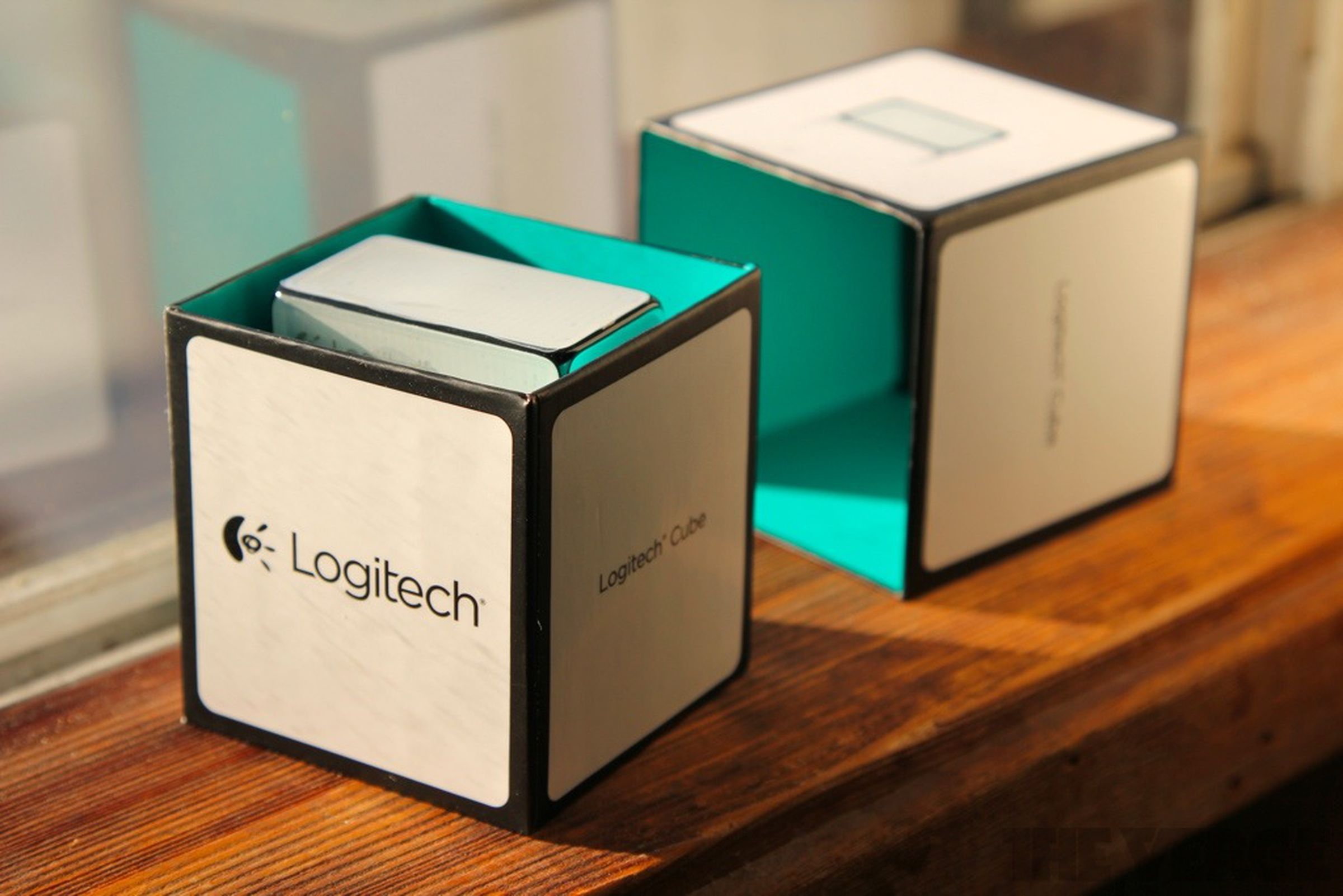 Logitech Cube Mouse review pictures