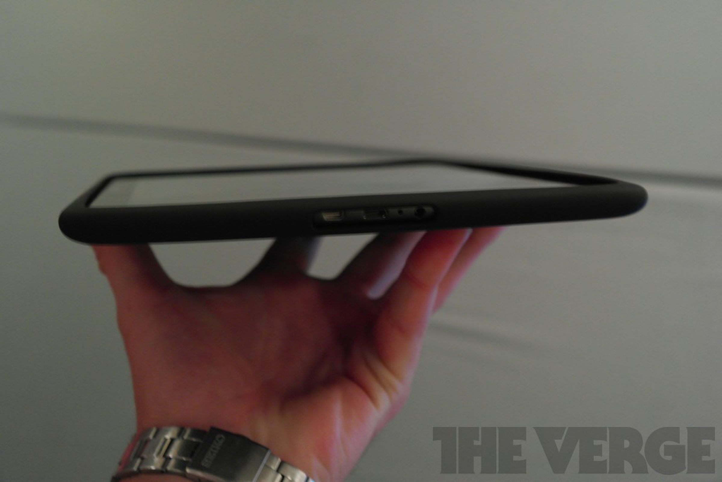 Lenovo IdeaTab S2109 hands-on pictures