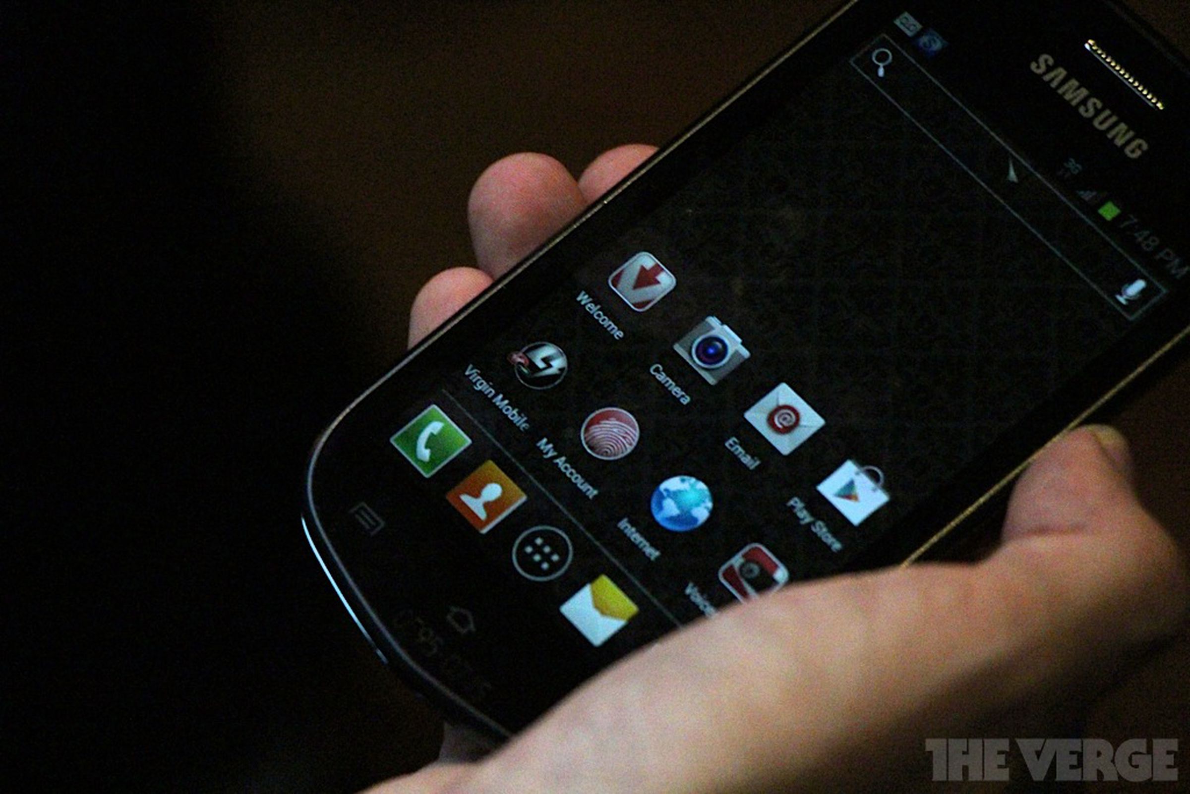 Samsung Galaxy Reverb for Virgin Mobile hands-on pictures