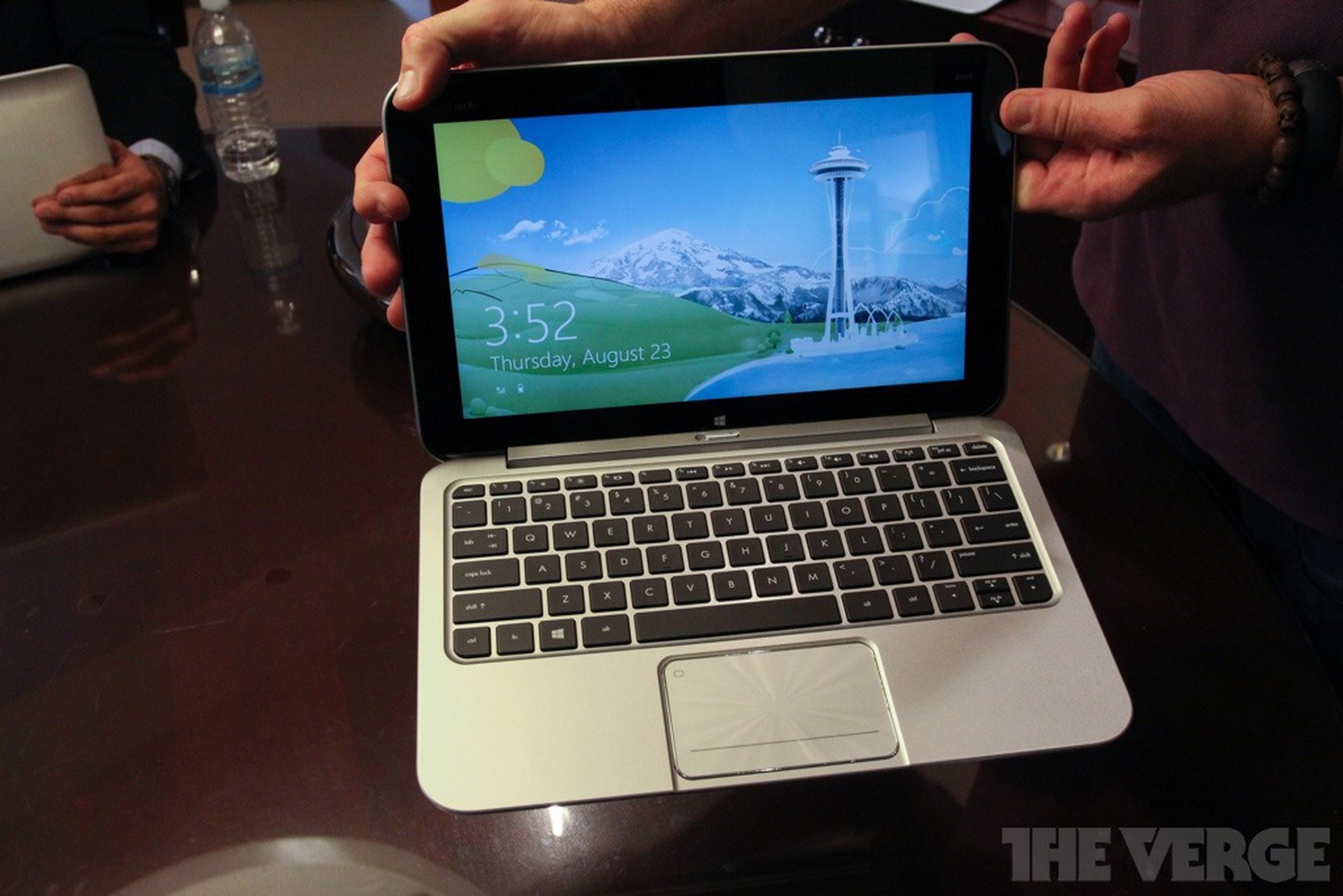 HP Envy x2 hands-on photos