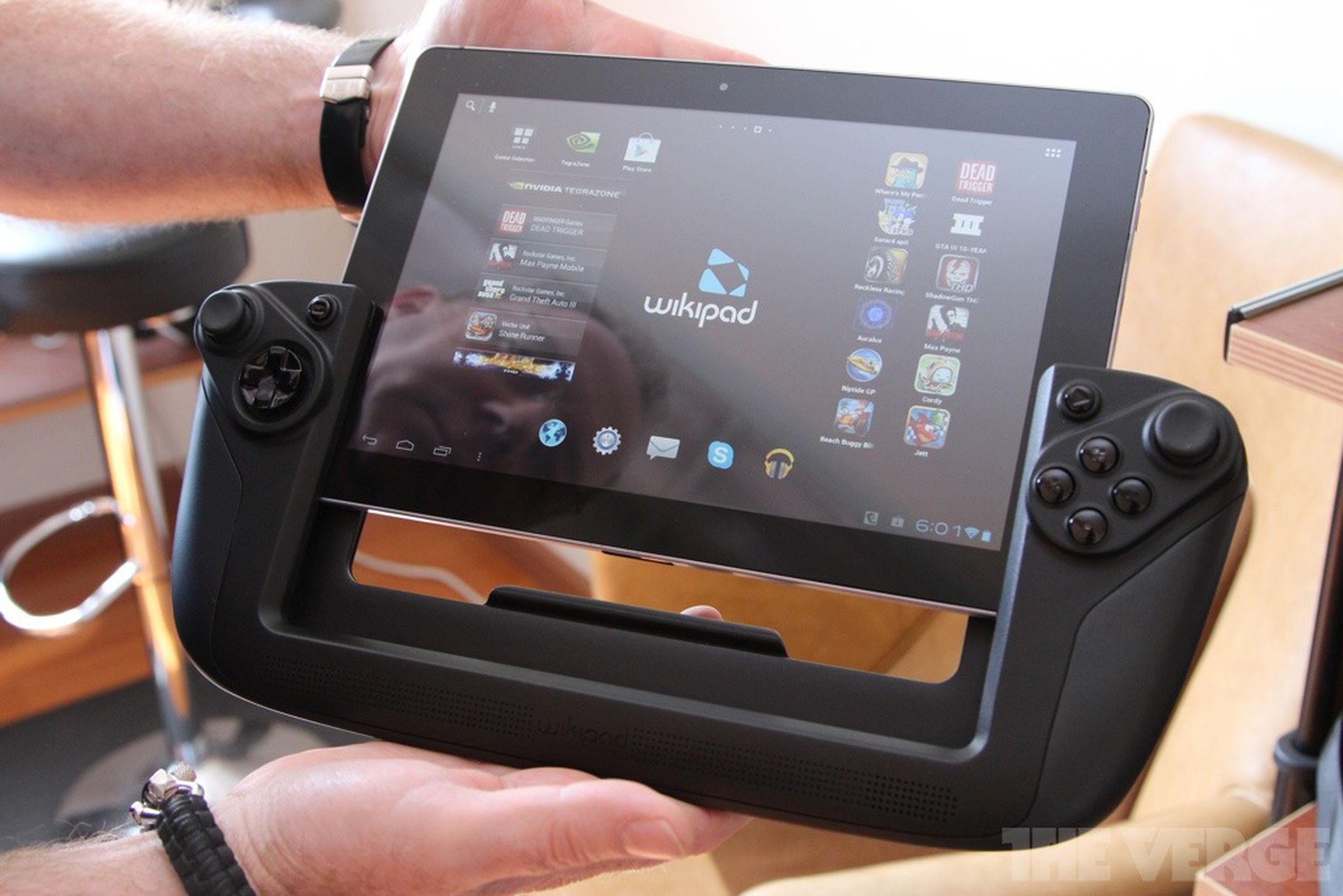 Wikipad gaming tablet hands-on pictures