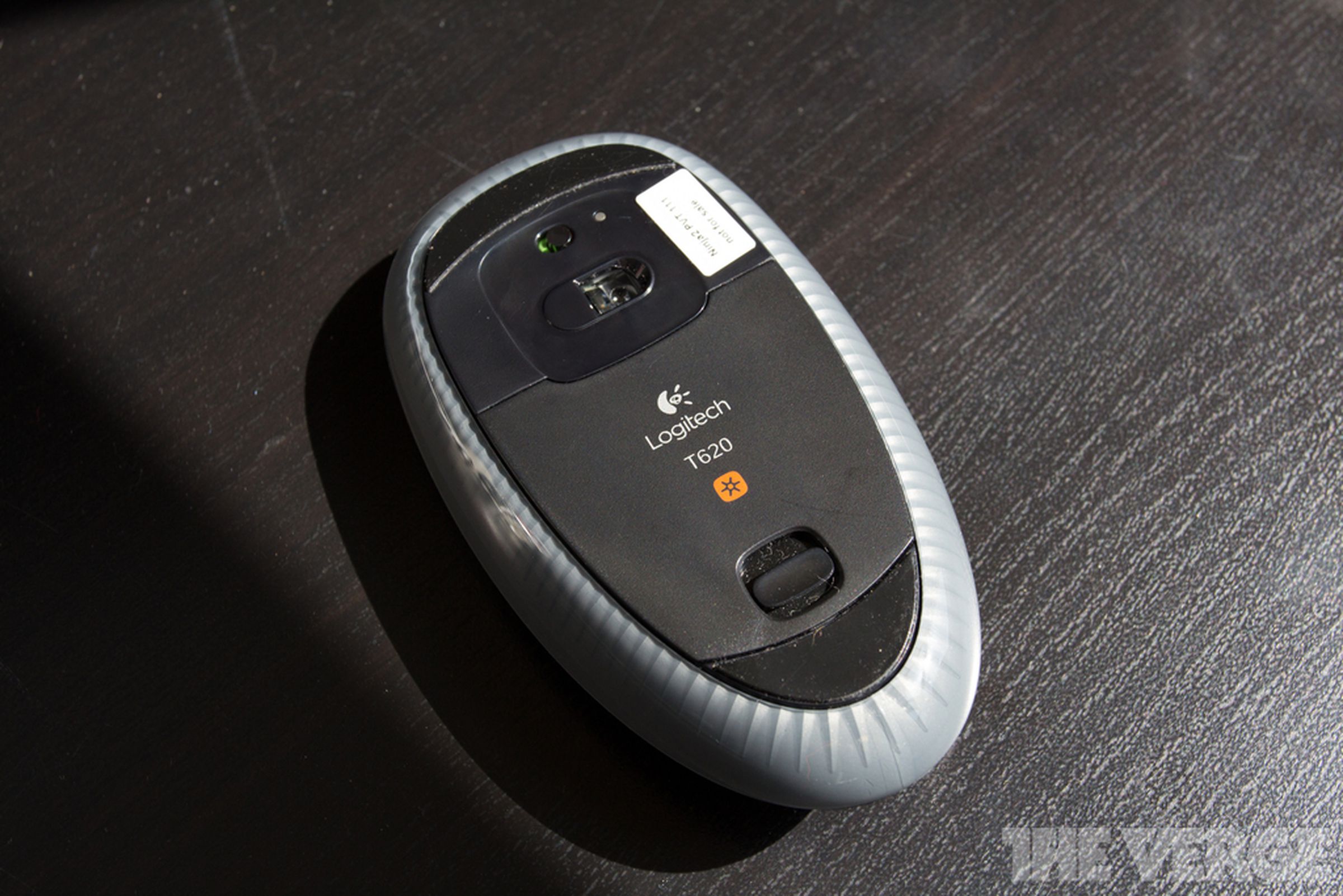 Logitech Touch Mouse T620, Zone Touch Mouse T400 and Rechargeable Trackpad T650 hands-on pictures