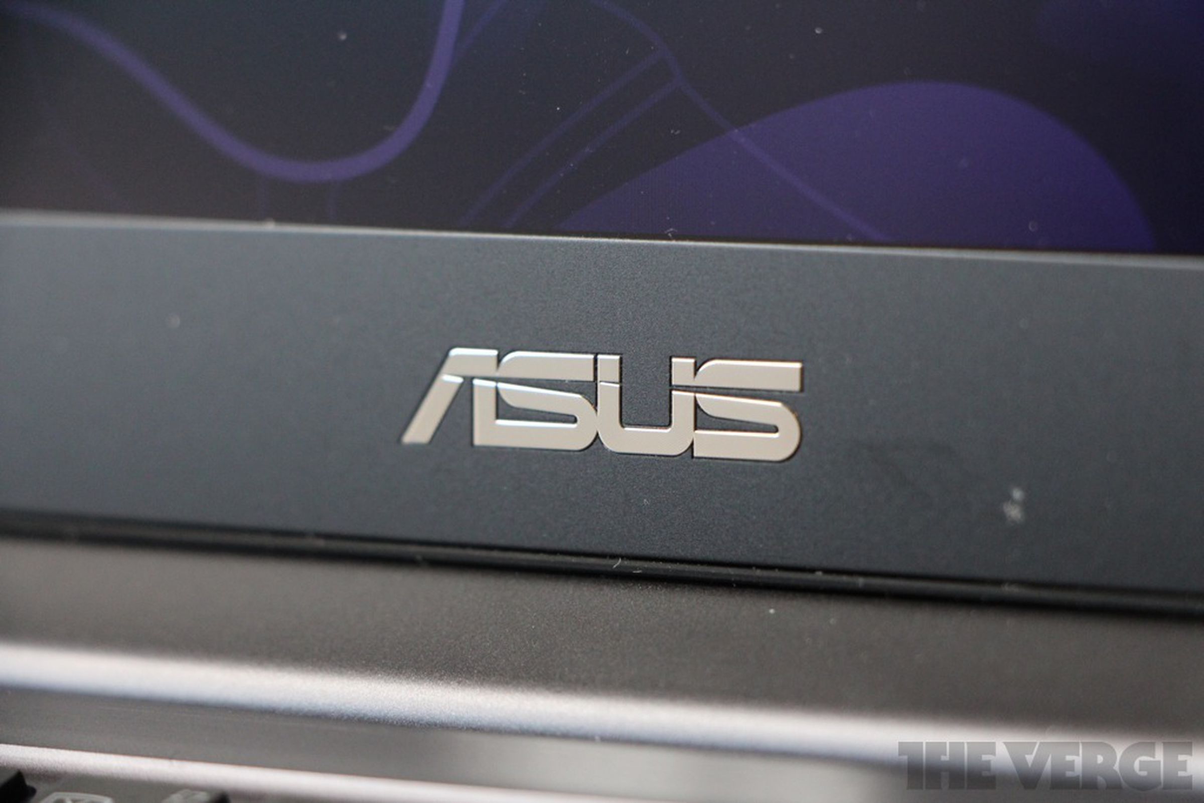 Asus Taichi 21 hands-on pictures