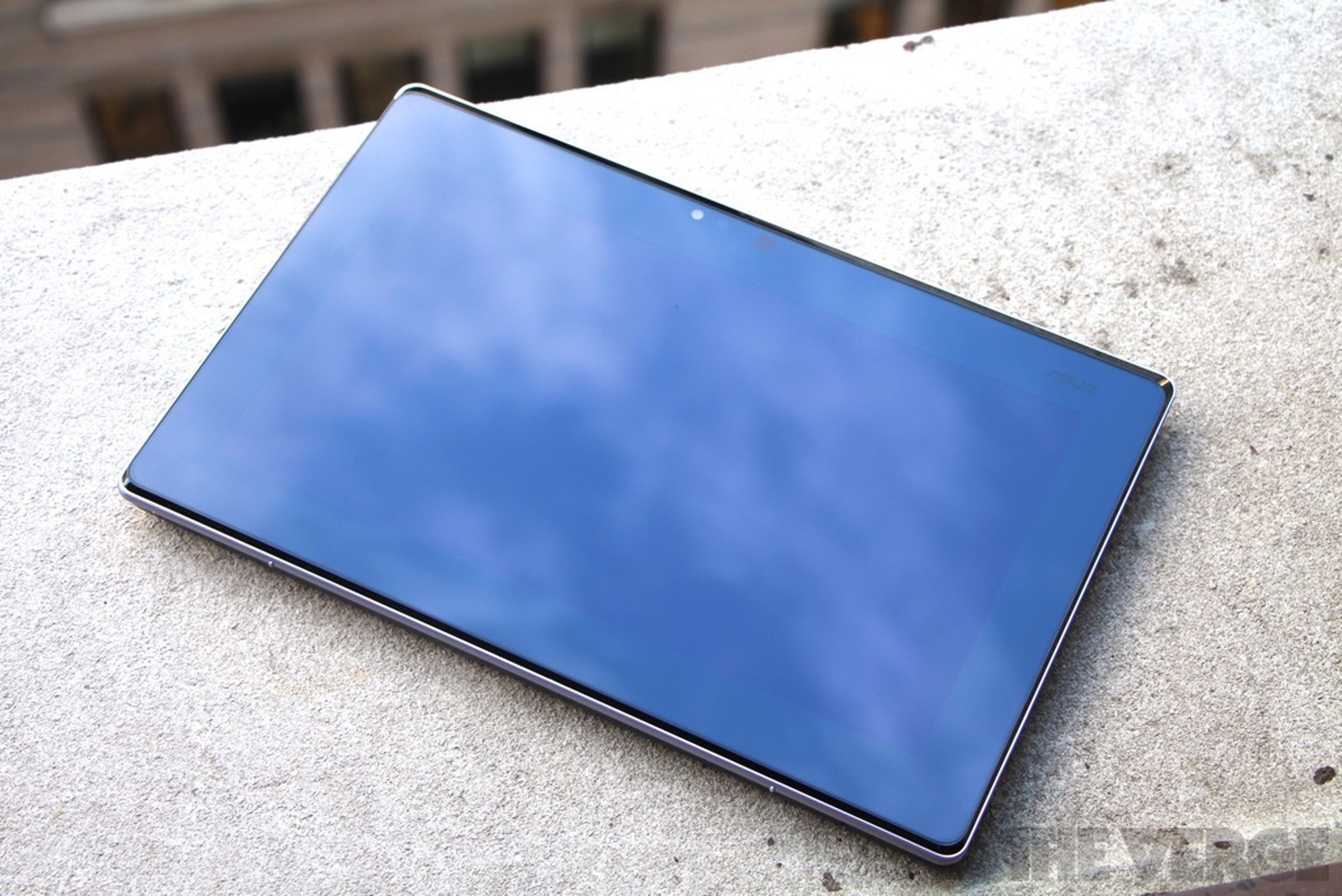 Asus Taichi 21 hands-on pictures