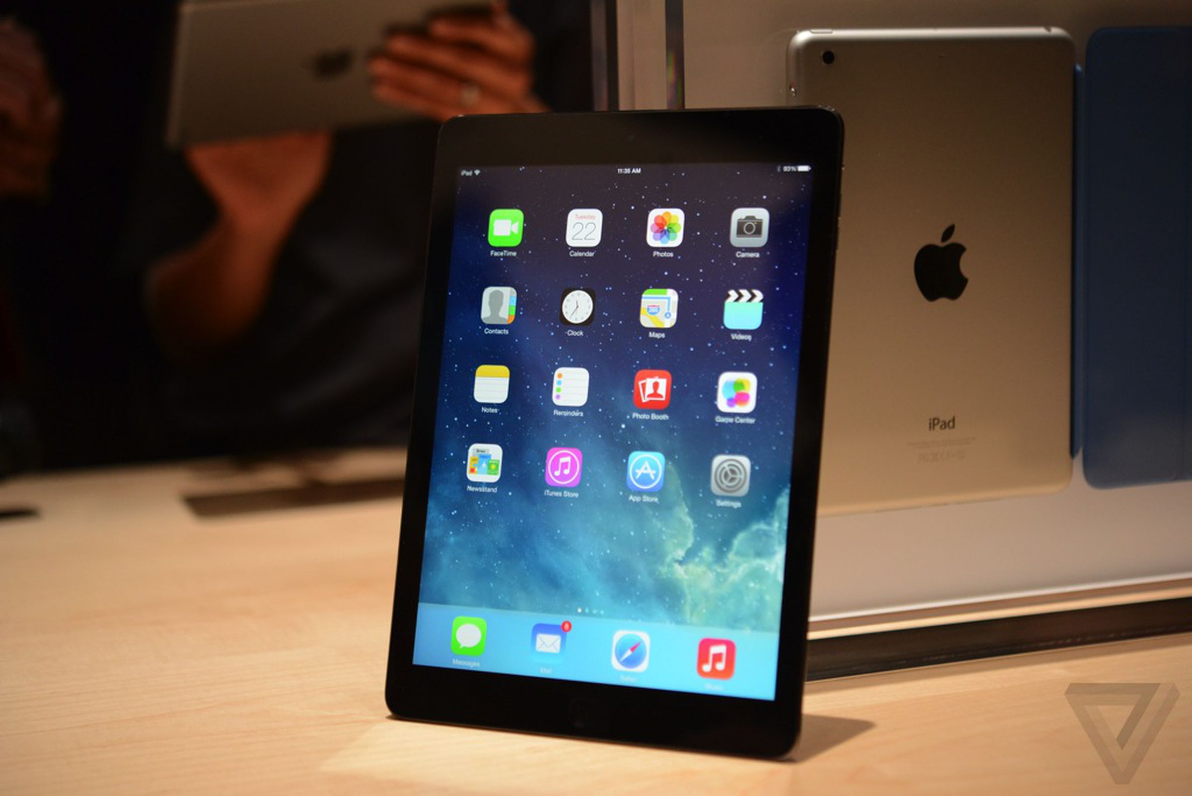 Apple iPad Air pictures