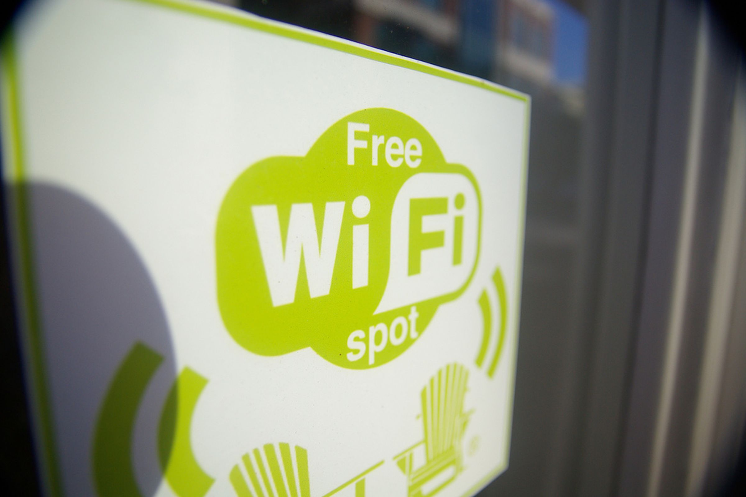 Free Wi-Fi hotspot (FLICKR)