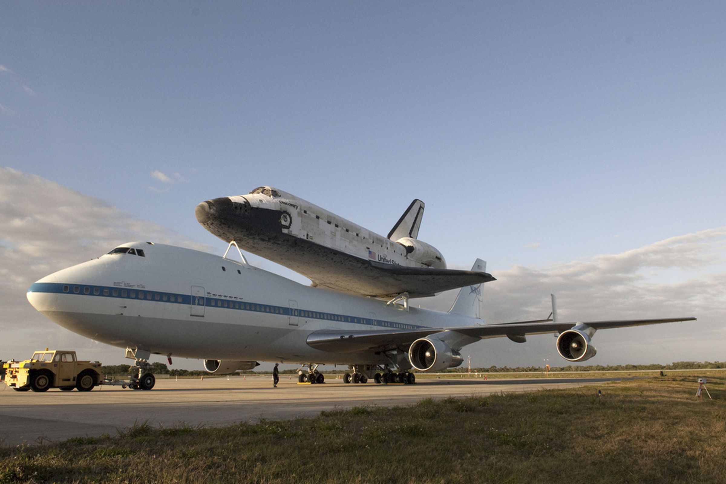 NASA Discovery 747