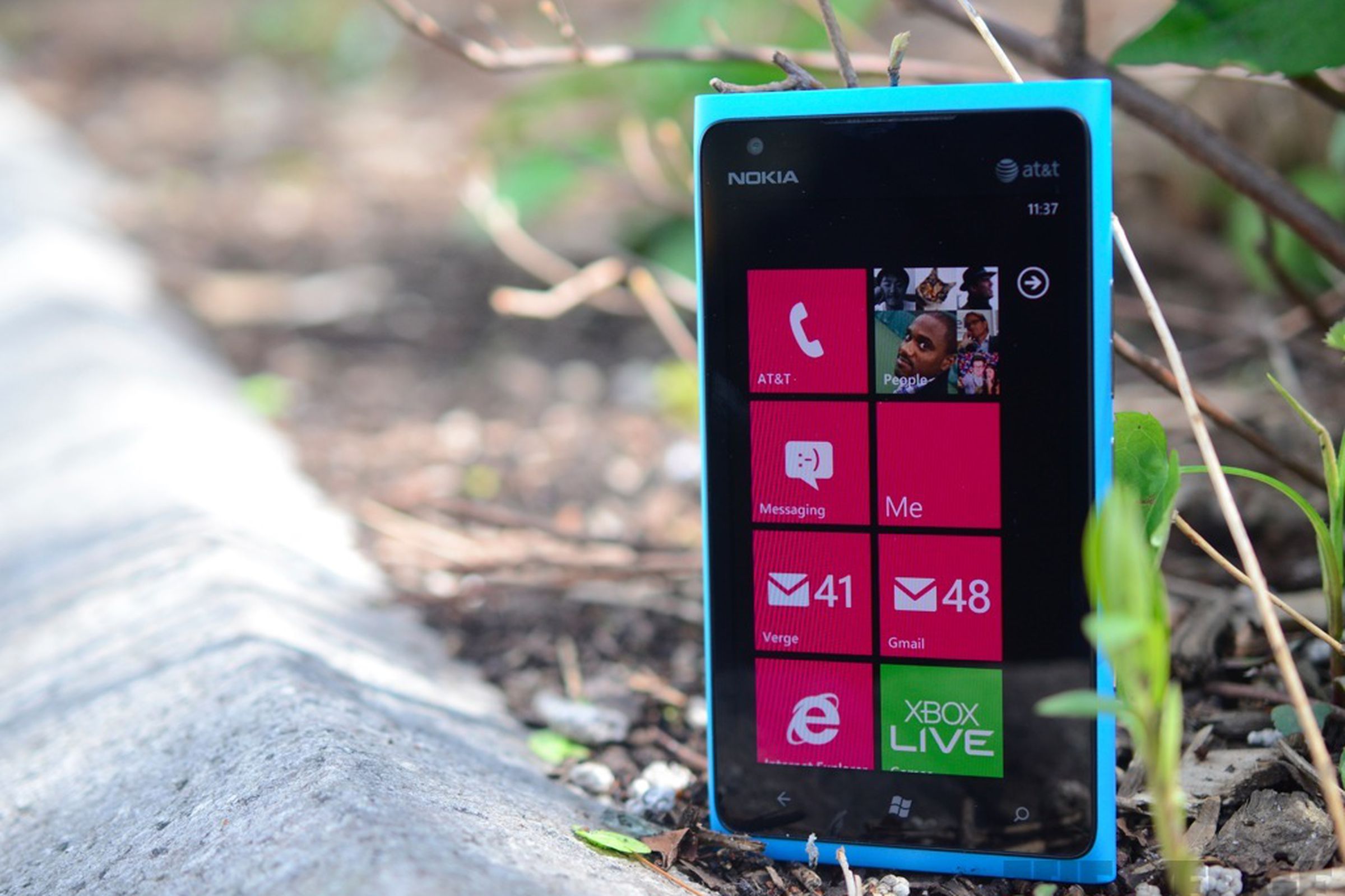 Nokia Lumia 900 hero (1024px)