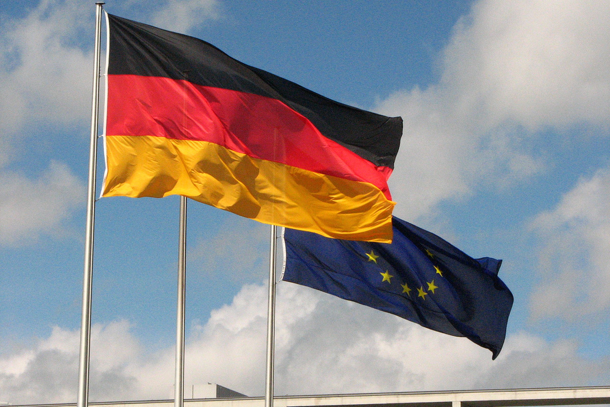 German Flag stock (Flickr/fdecomite)