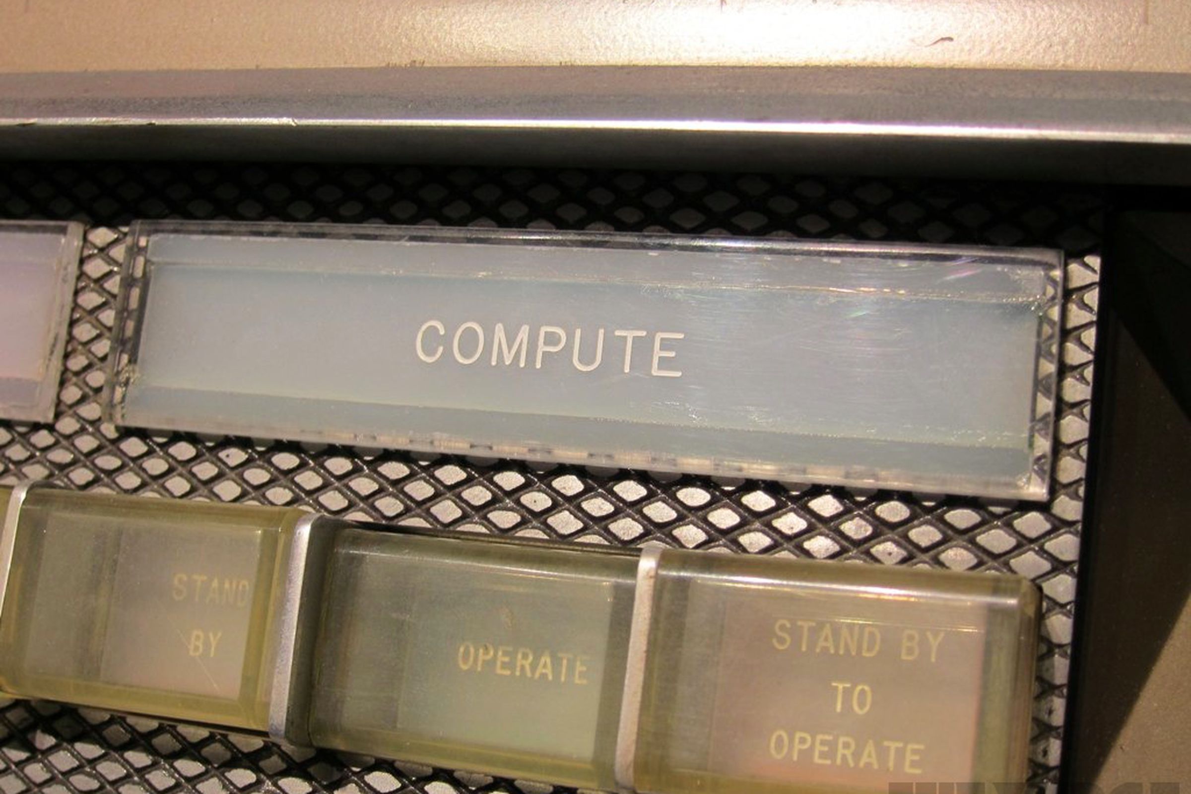 compute button stock