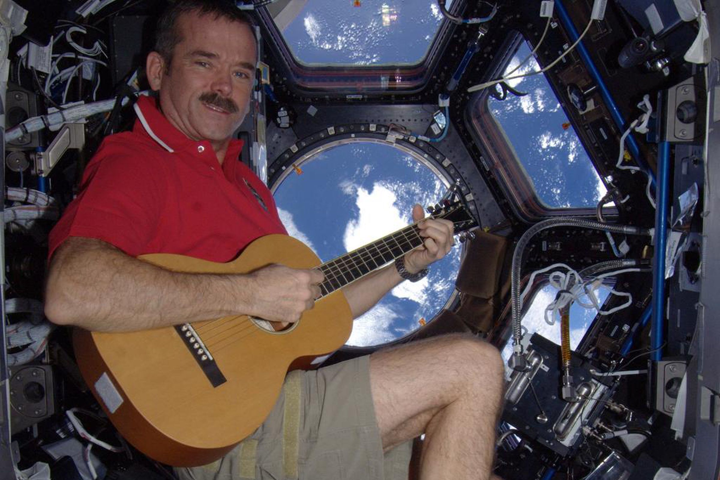 chris hadfield ISS guitar