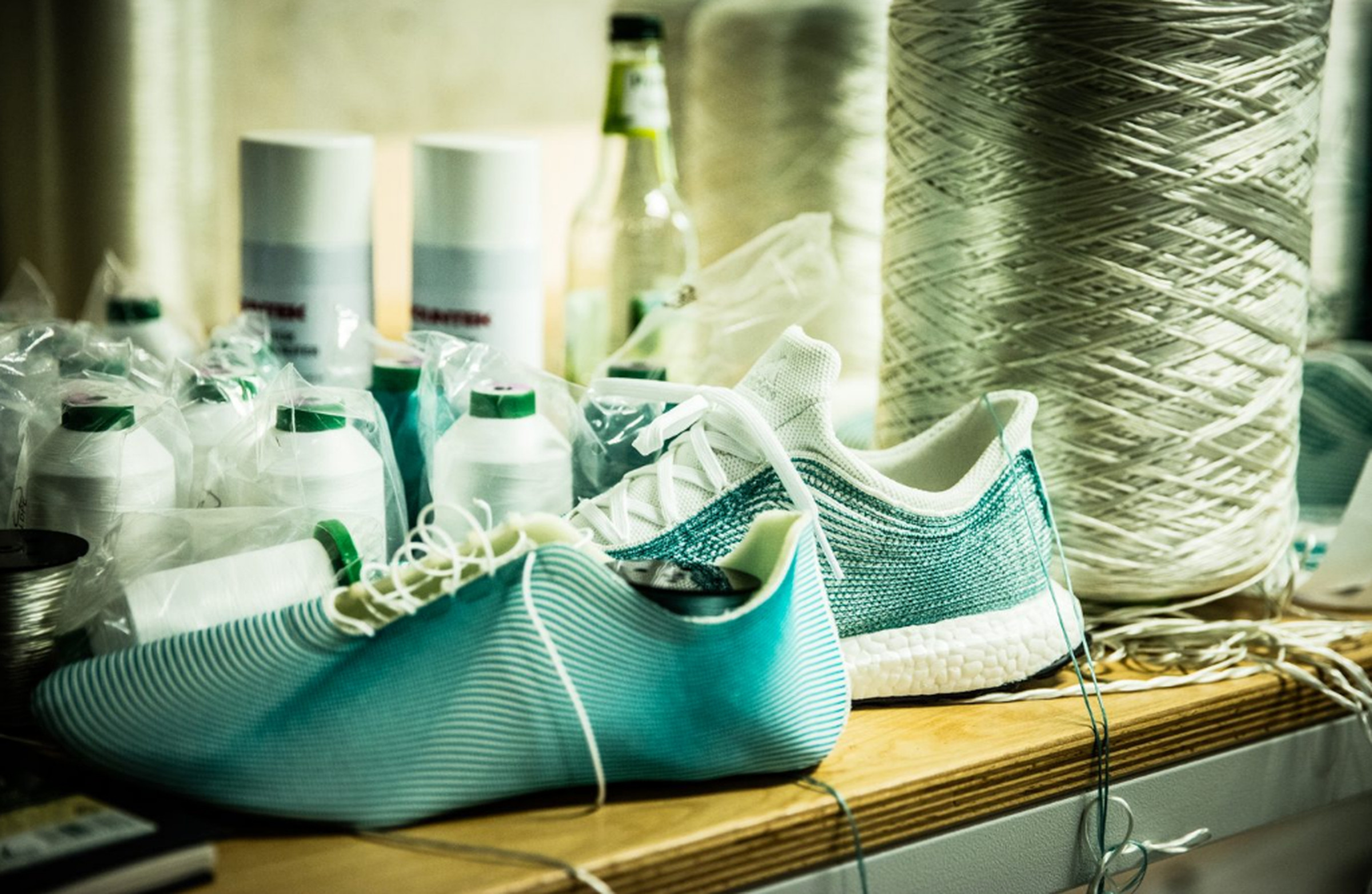 Adidas recycle ocean sneakers