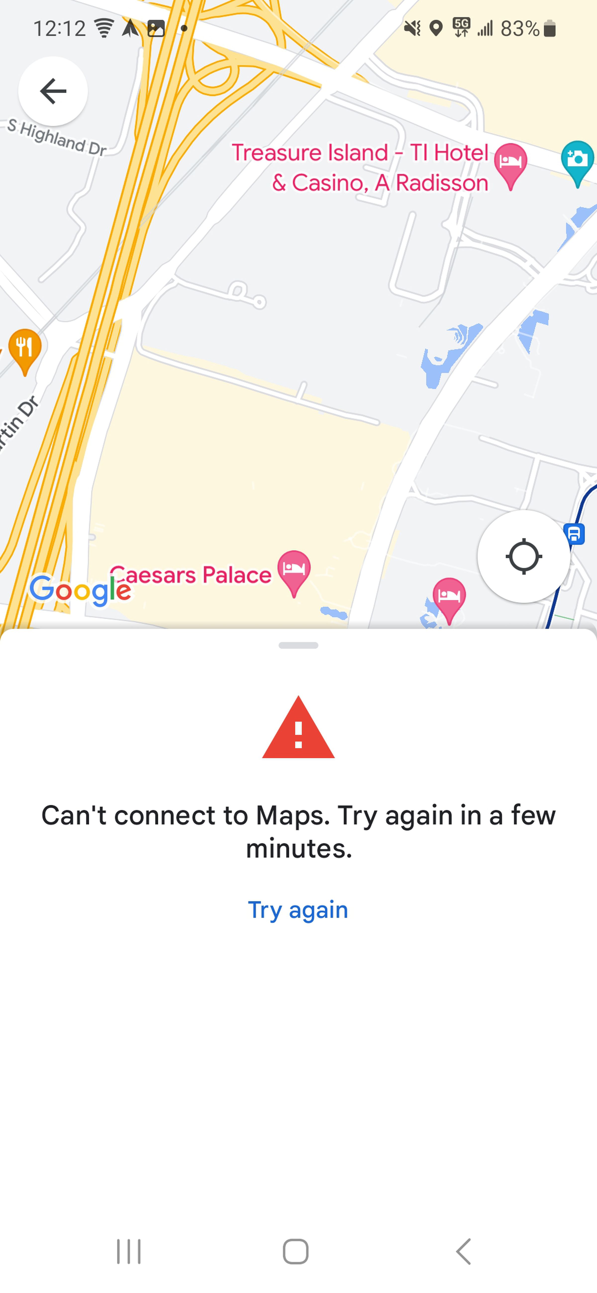Captura de tela do Google Maps com uma tela de erro dizendo “Não é possível conectar ao Maps.  Tente novamente em alguns minutos.