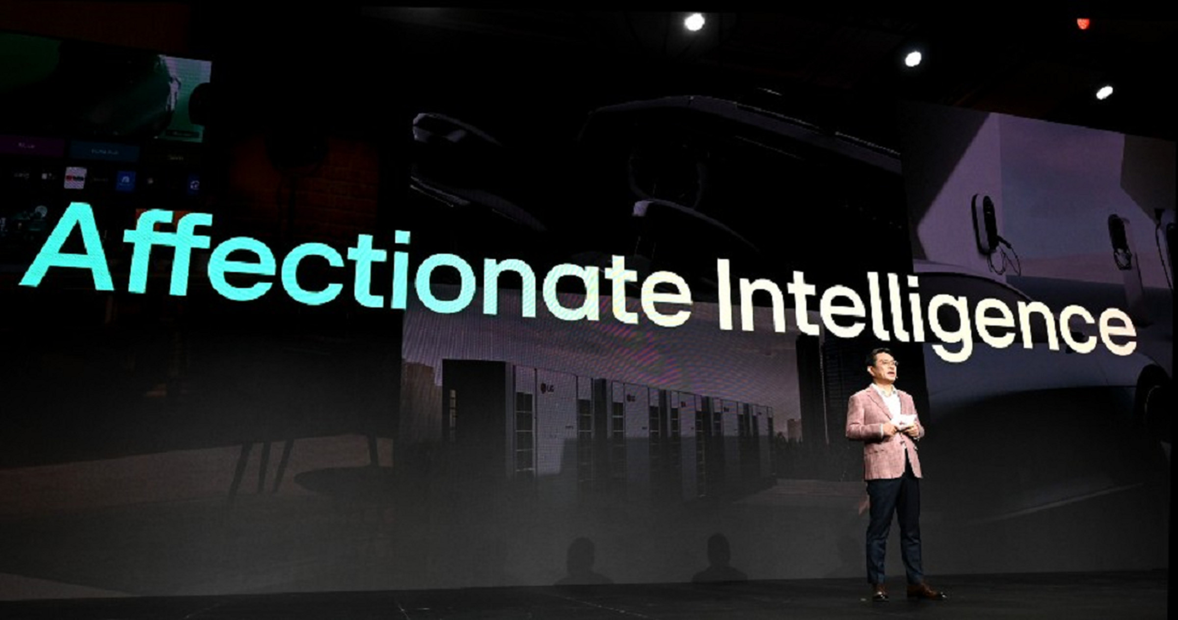 An image of LG CEO William Cho standing in front of a screen that says “Affectionate Intelligence.”