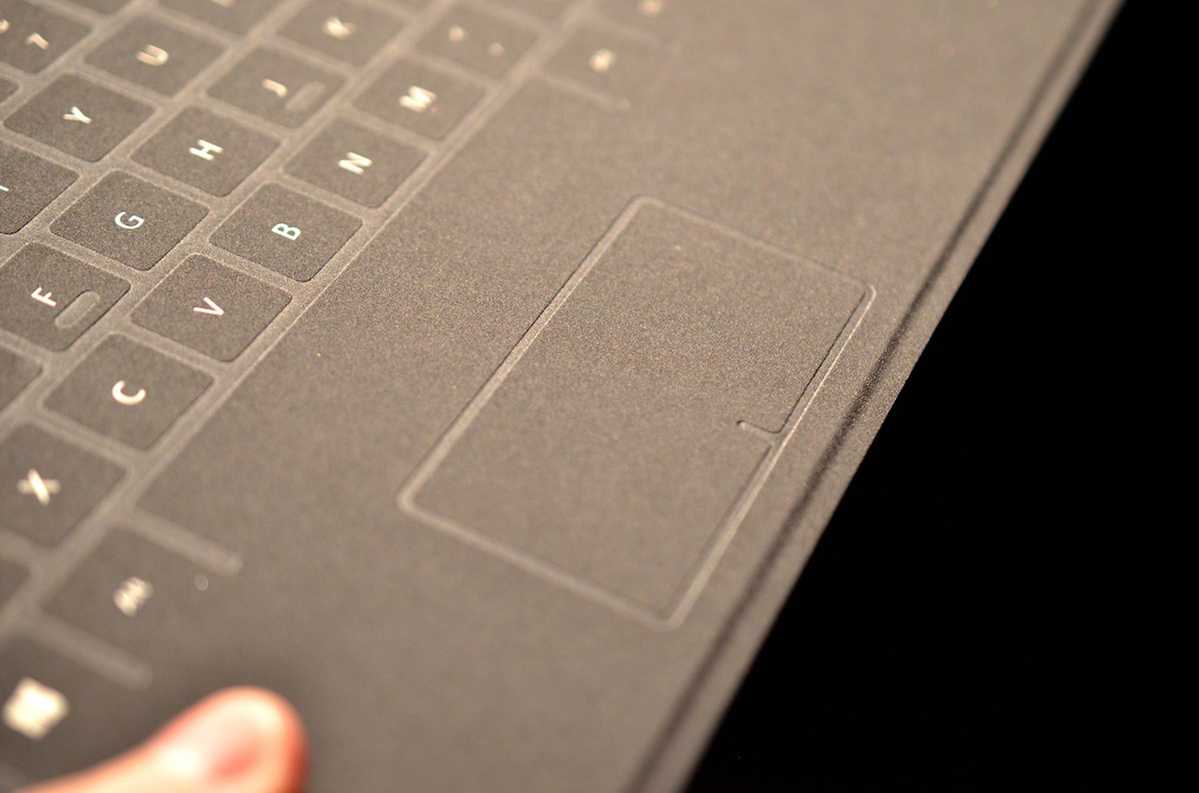 Surface 2 touch and type cover hands on photos