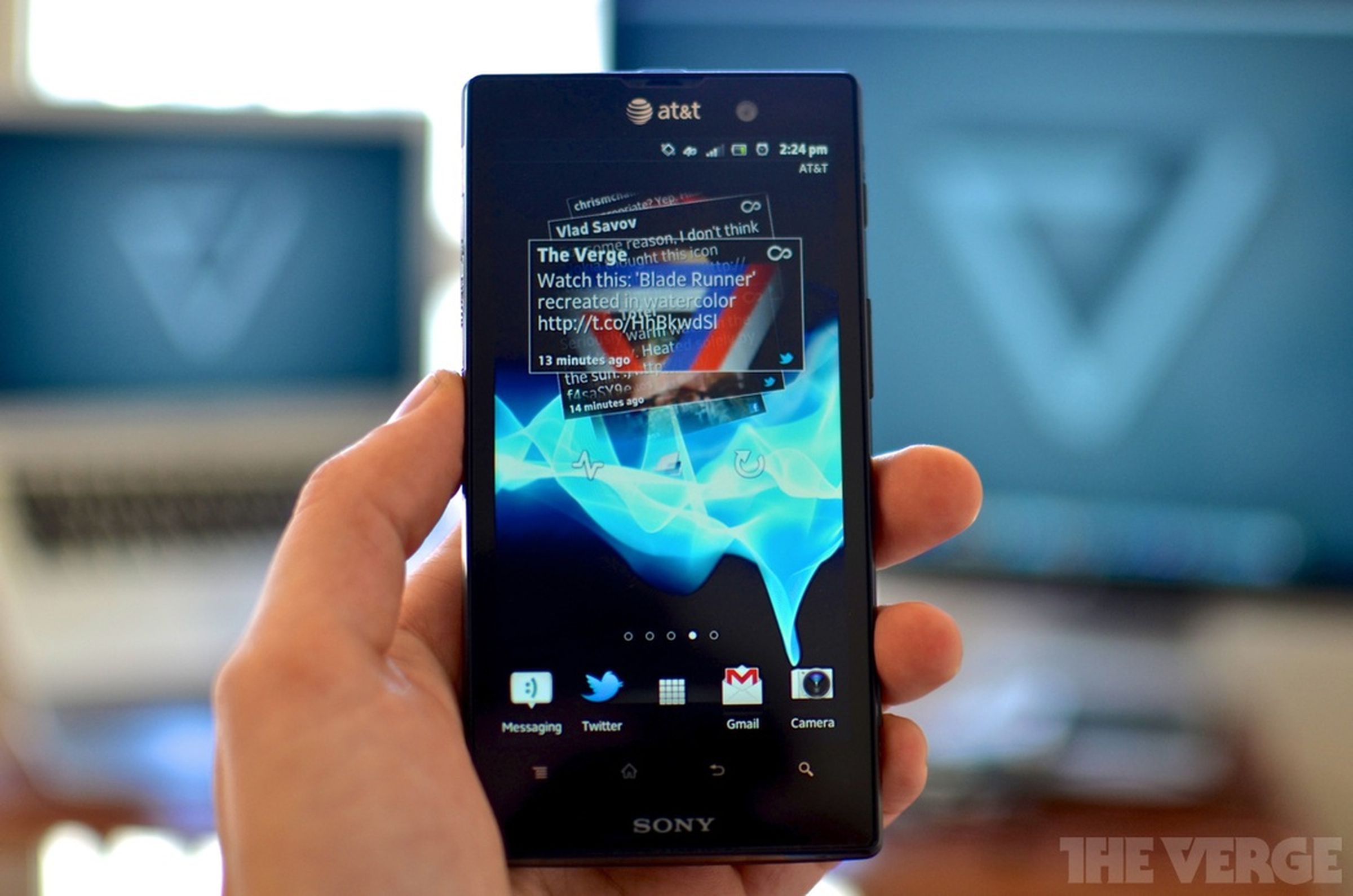 Sony Xperia ion review photos
