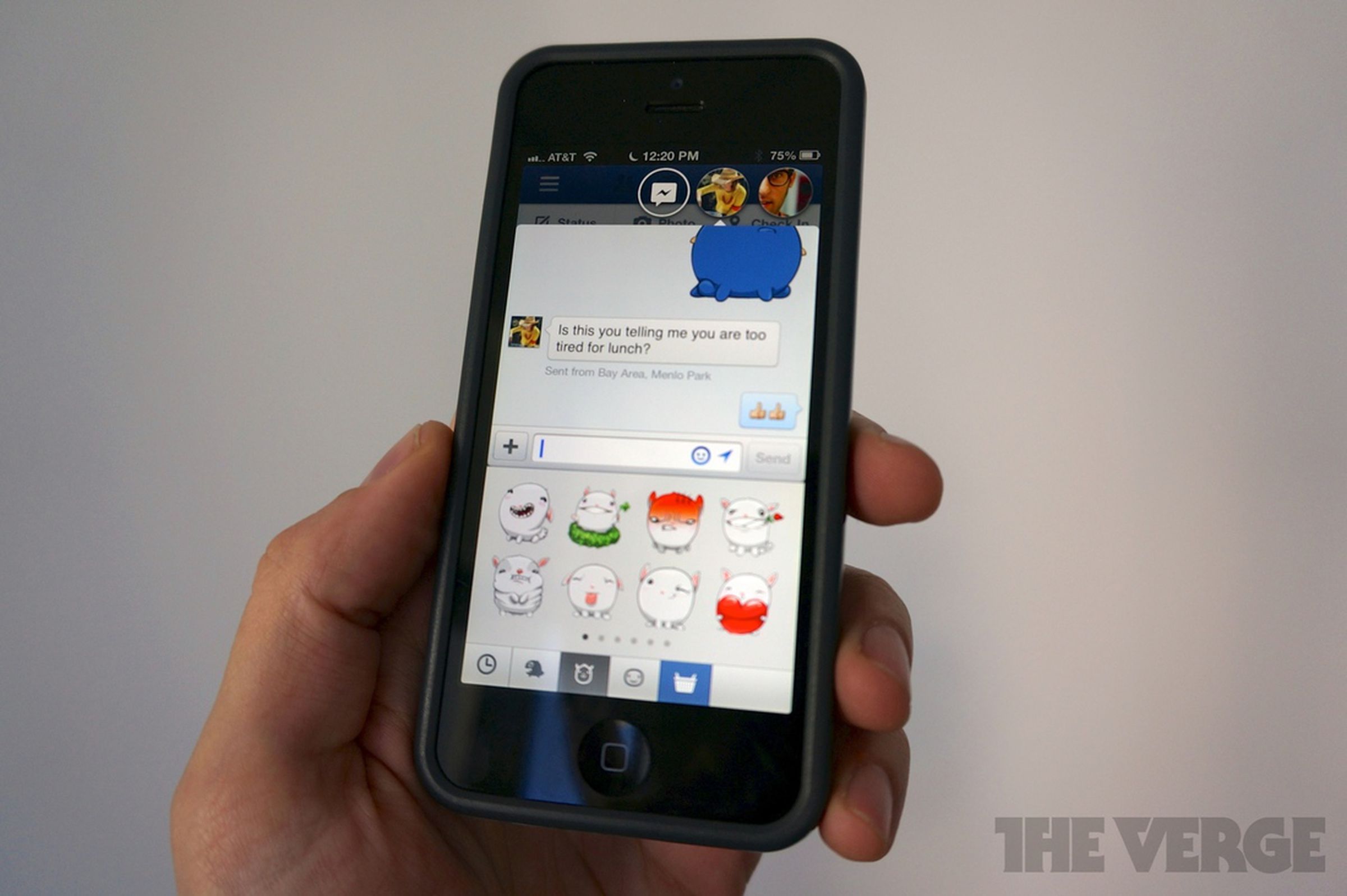 Facebook 6.0 for iOS photos